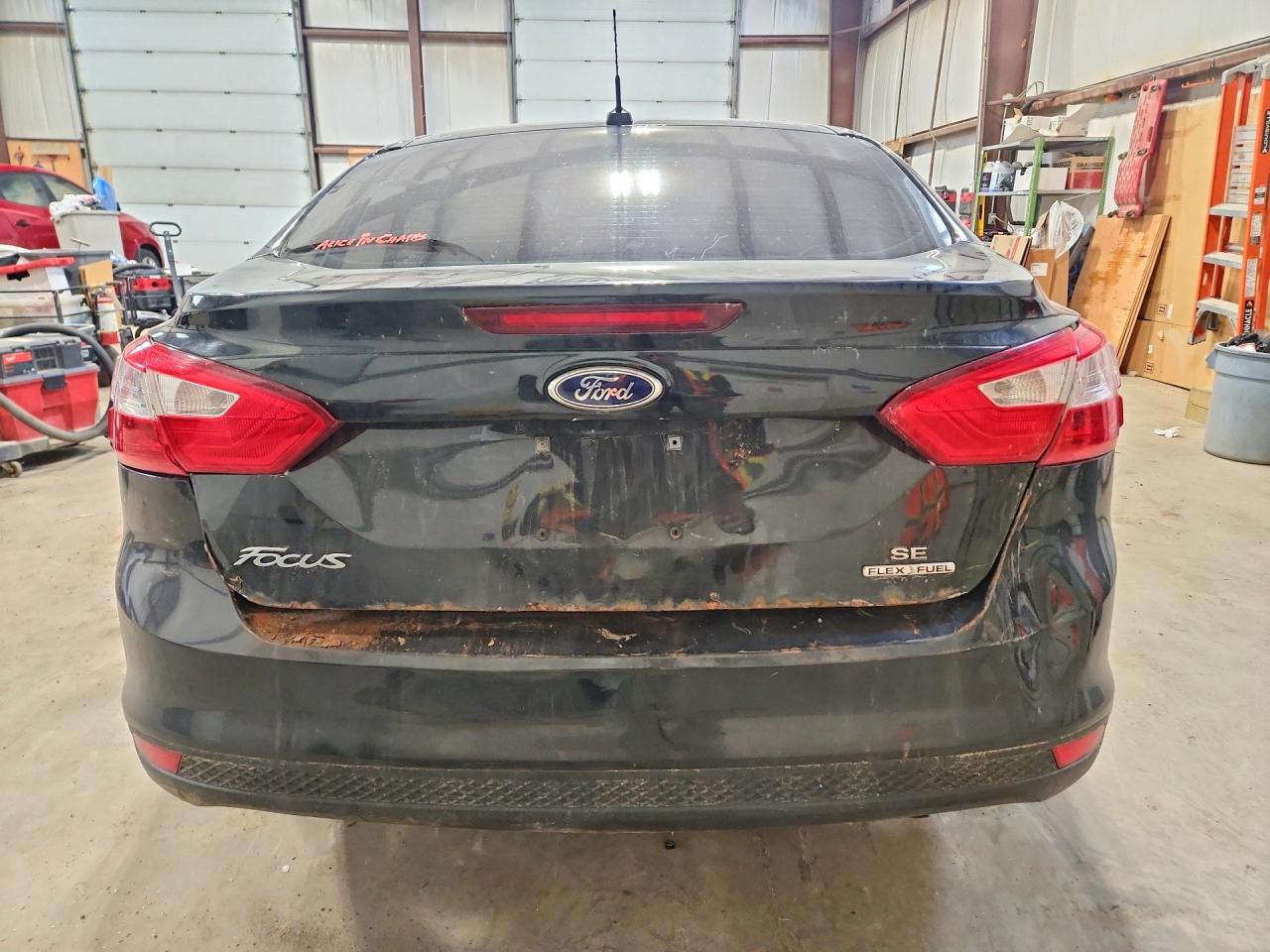 2014 Ford Focus Se Черный vin: 1FADP3F20EL315030