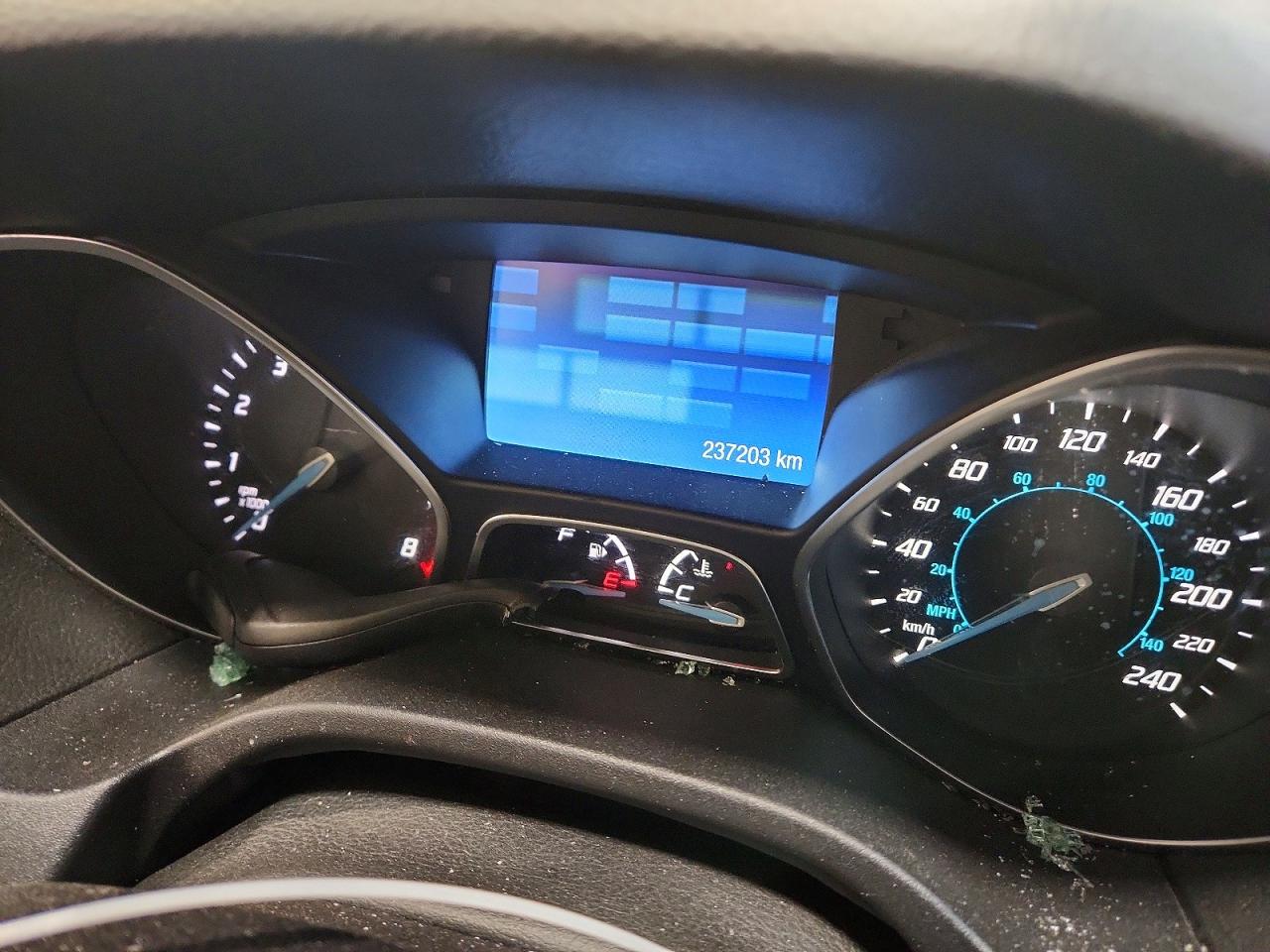 2014 Ford Focus Se Черный vin: 1FADP3F20EL315030