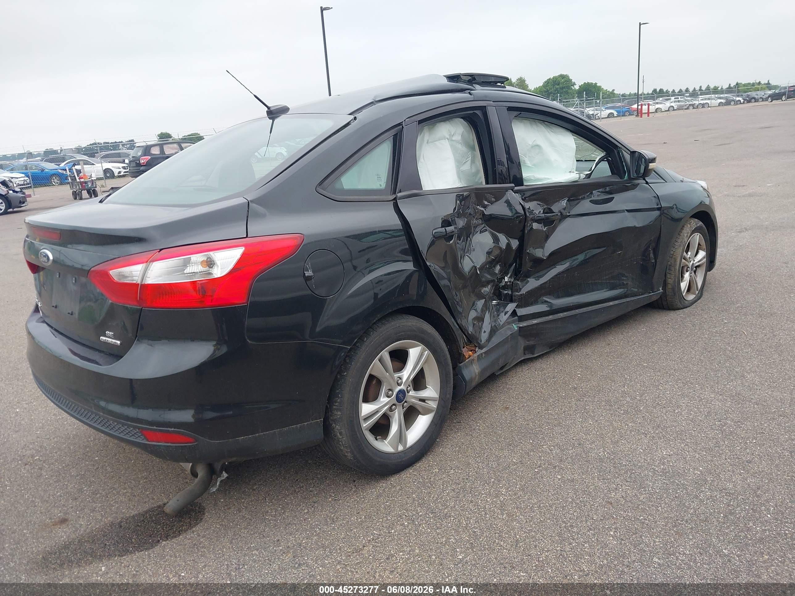 2014 Ford Focus Se Black vin: 1FADP3F20EL318042
