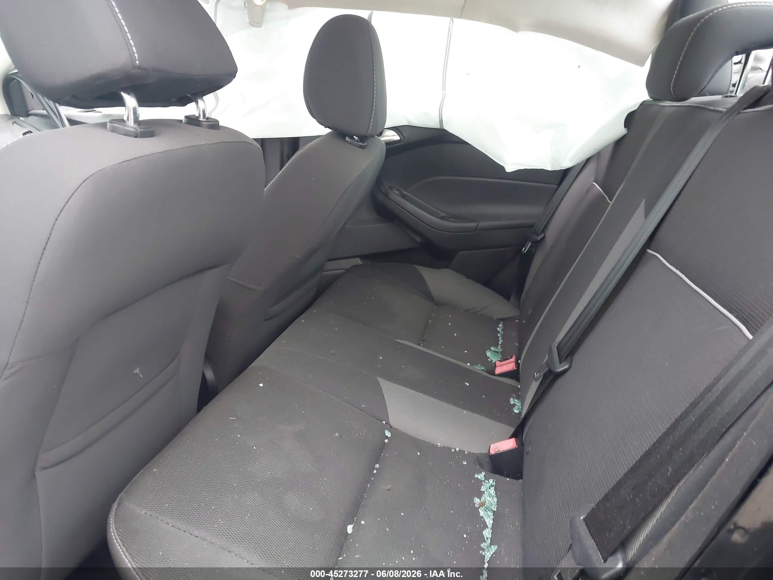 2014 Ford Focus Se Black vin: 1FADP3F20EL318042