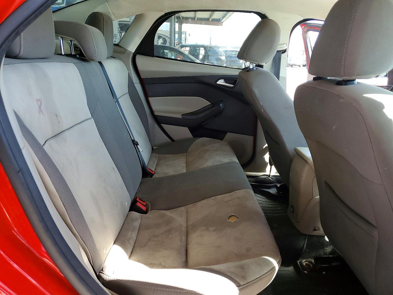 2014 Ford Focus Se Red vin: 1FADP3F20EL318493