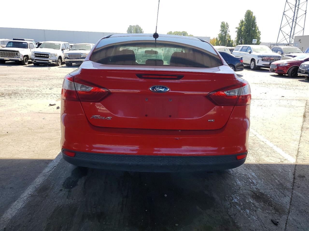 2014 Ford Focus Se Red vin: 1FADP3F20EL318493