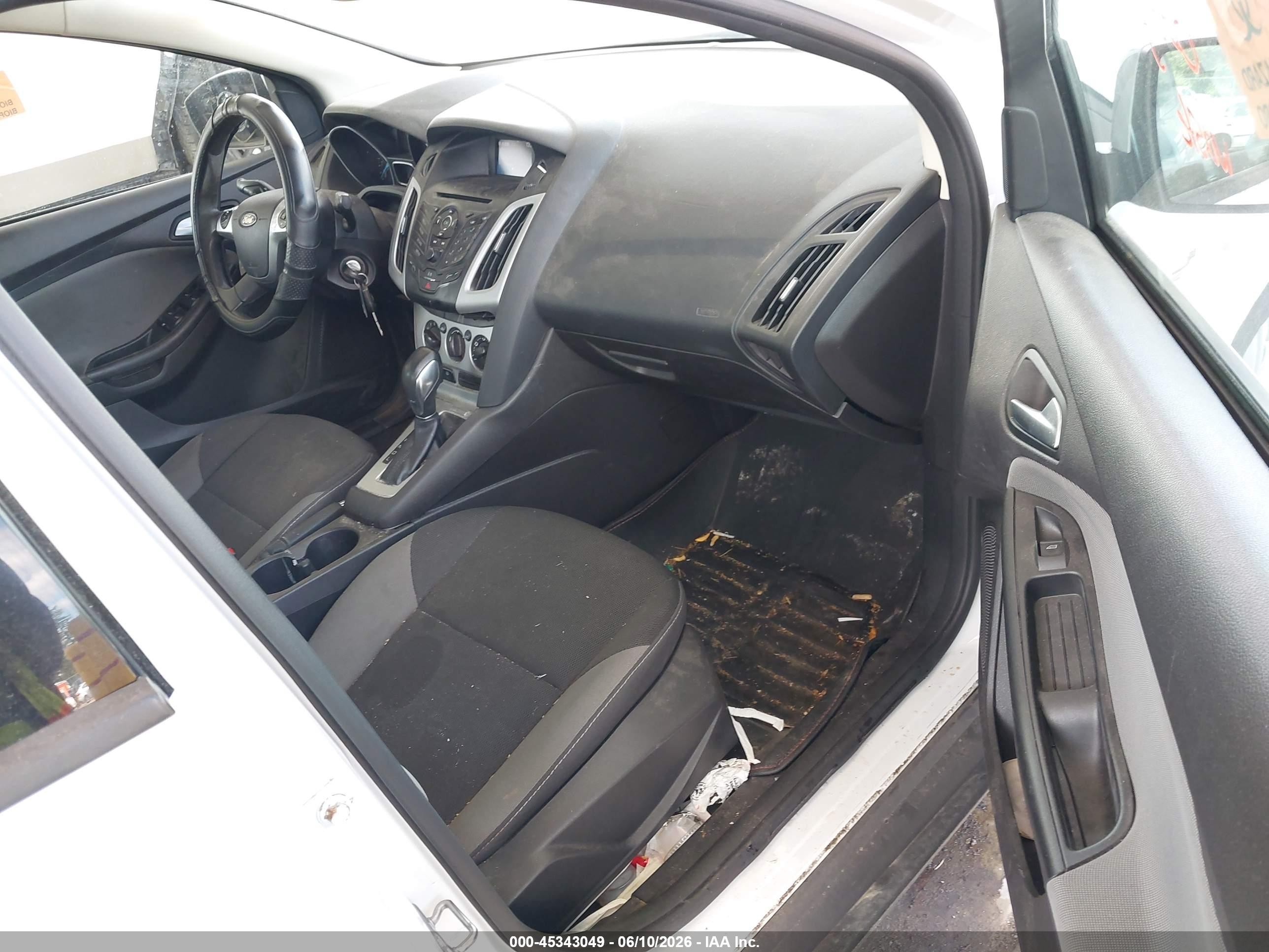 2014 Ford Focus Se White vin: 1FADP3F20EL321815