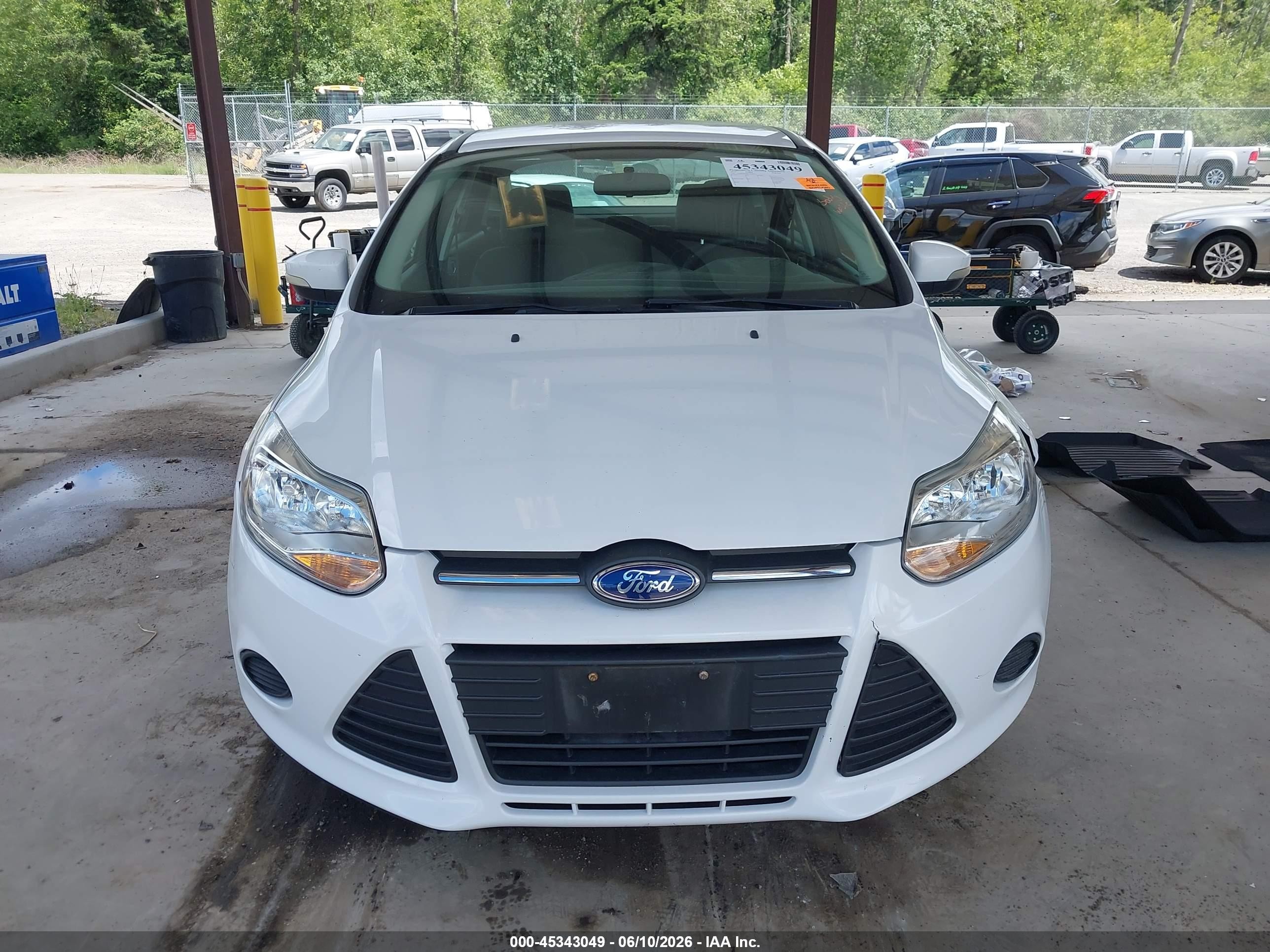 2014 Ford Focus Se White vin: 1FADP3F20EL321815