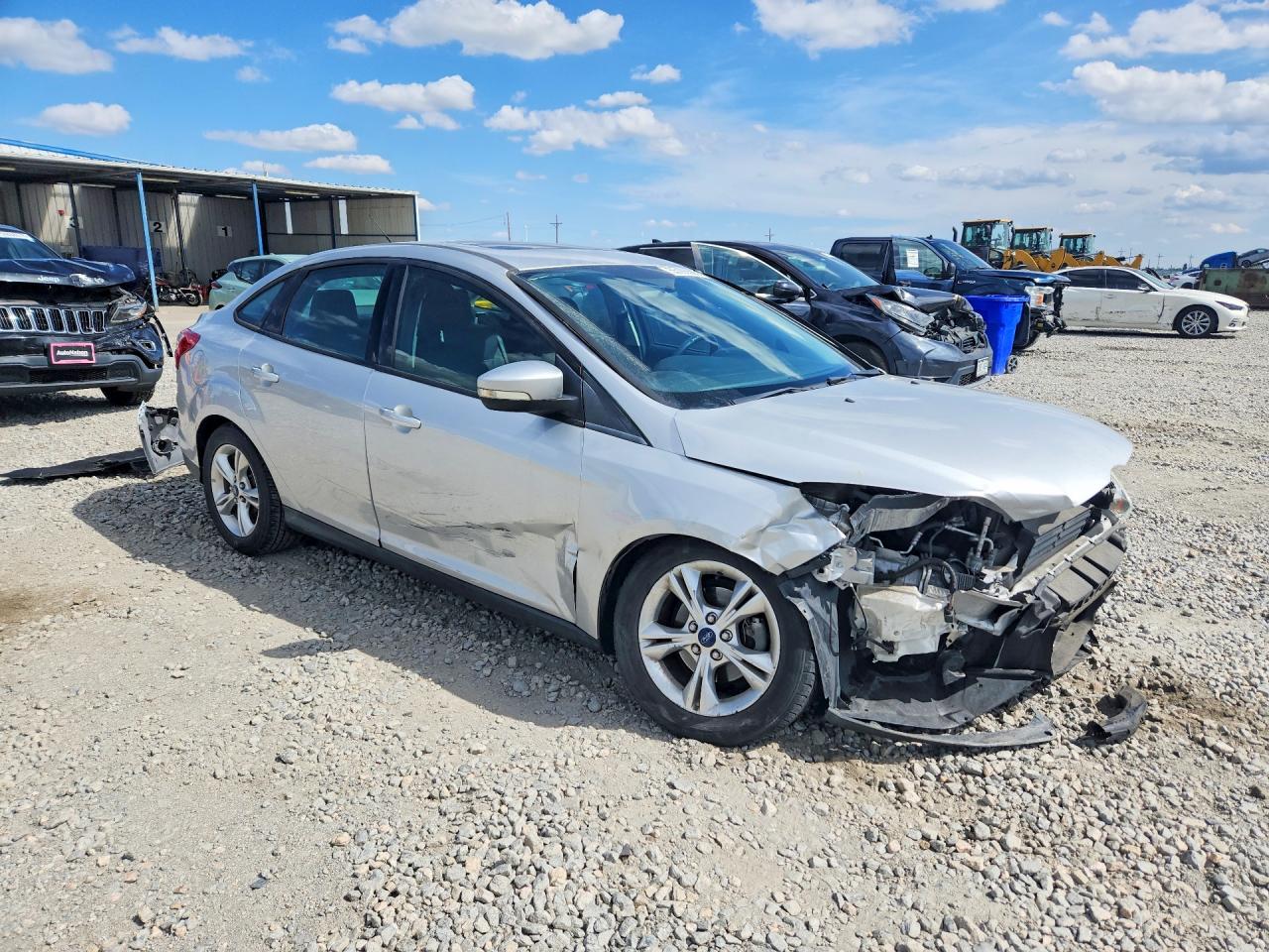 2014 Ford Focus Se Серебряный vin: 1FADP3F20EL332023