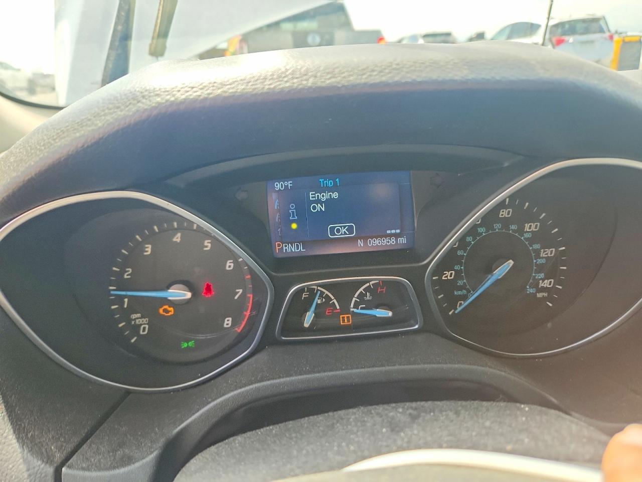 2014 Ford Focus Se Серебряный vin: 1FADP3F20EL332023