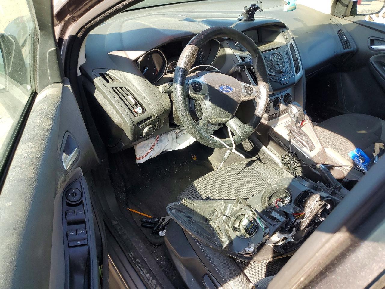 2014 Ford Focus Se Charcoal vin: 1FADP3F20EL346245