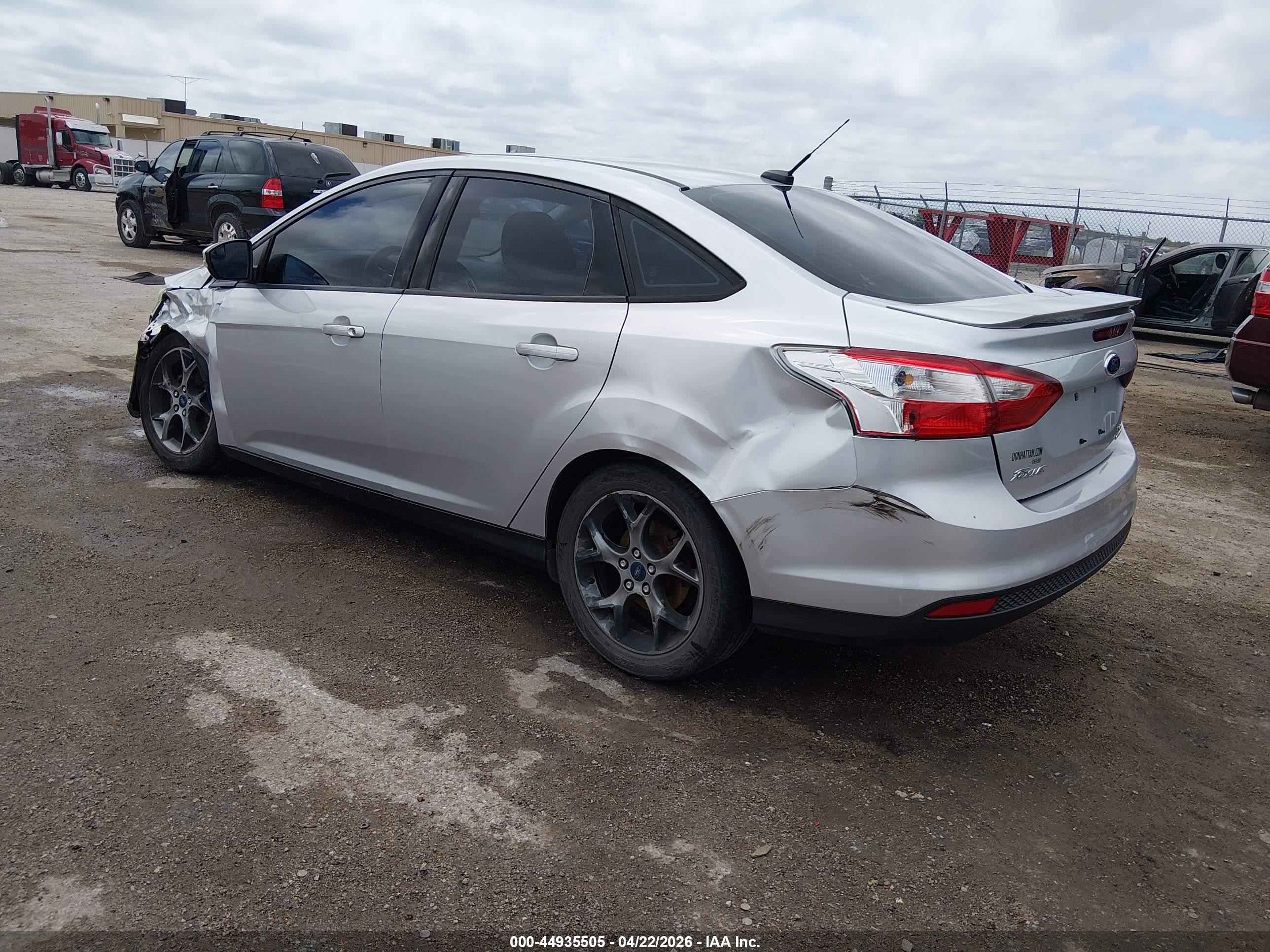 2014 Ford Focus Se Silver vin: 1FADP3F20EL349047