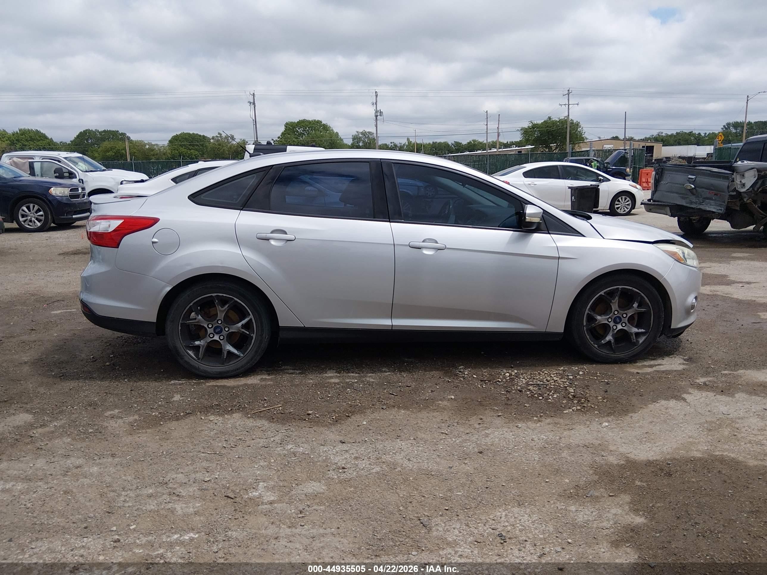 2014 Ford Focus Se Silver vin: 1FADP3F20EL349047