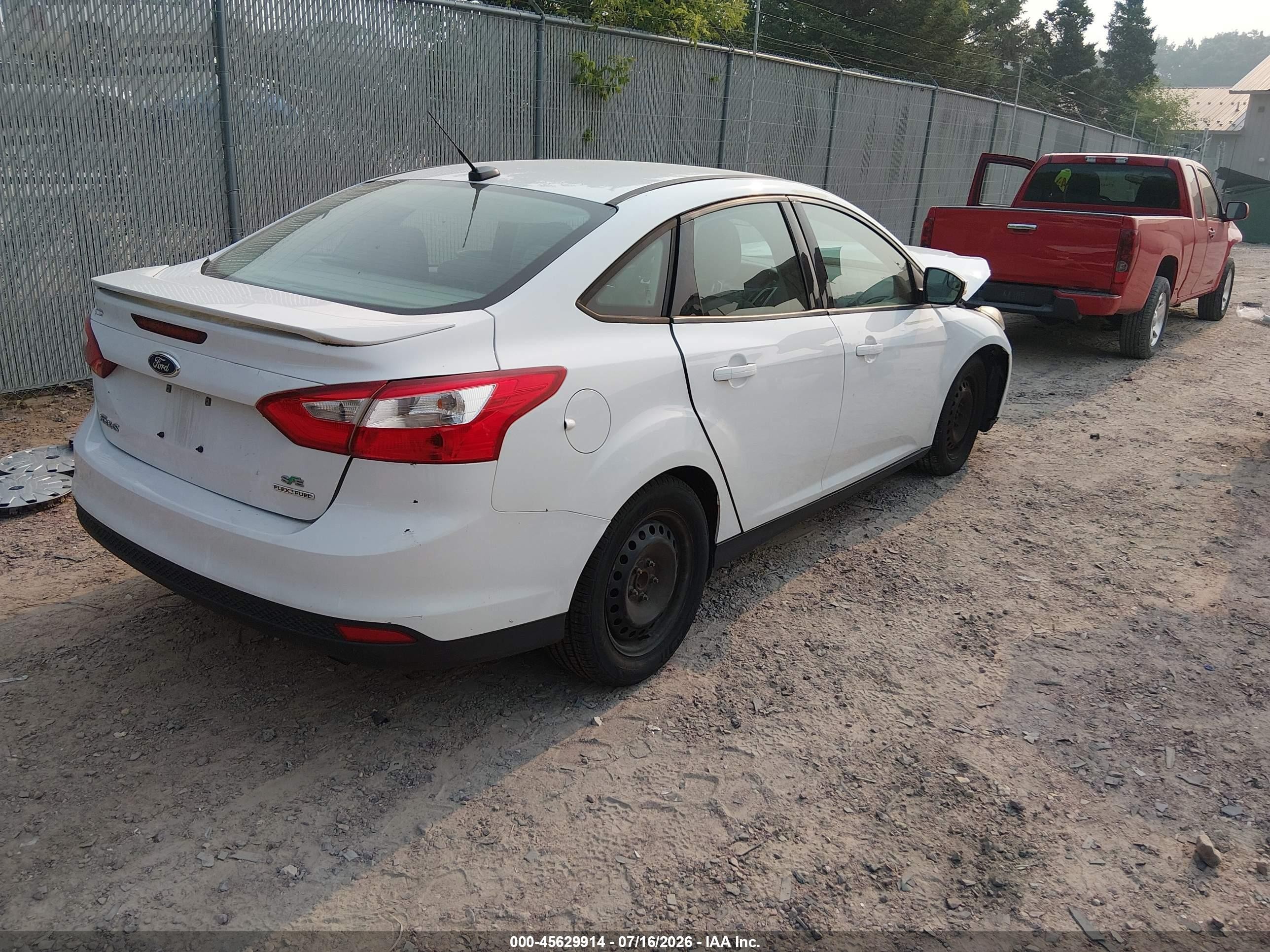 2014 Ford Focus Se White vin: 1FADP3F20EL356323