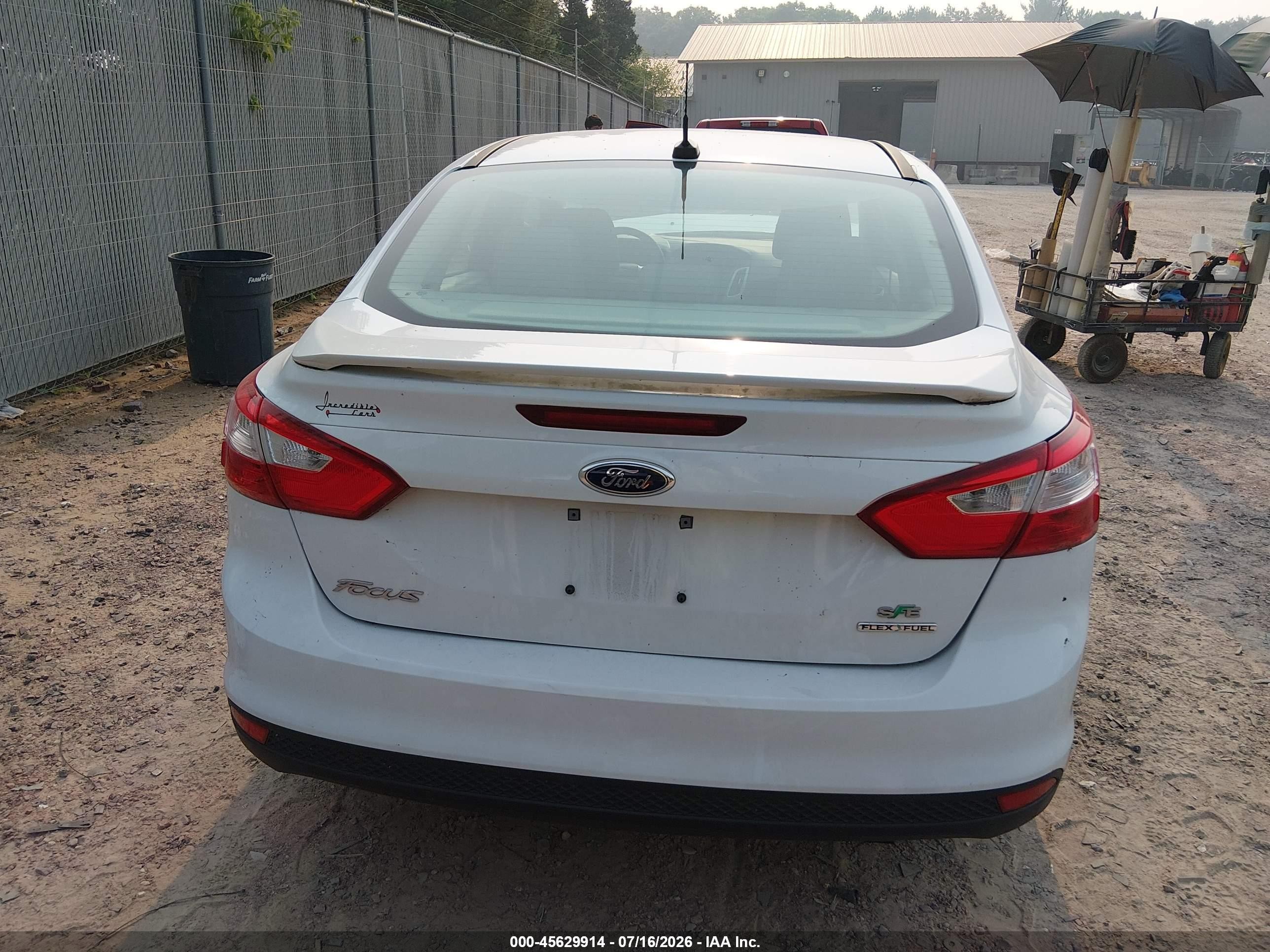 2014 Ford Focus Se White vin: 1FADP3F20EL356323