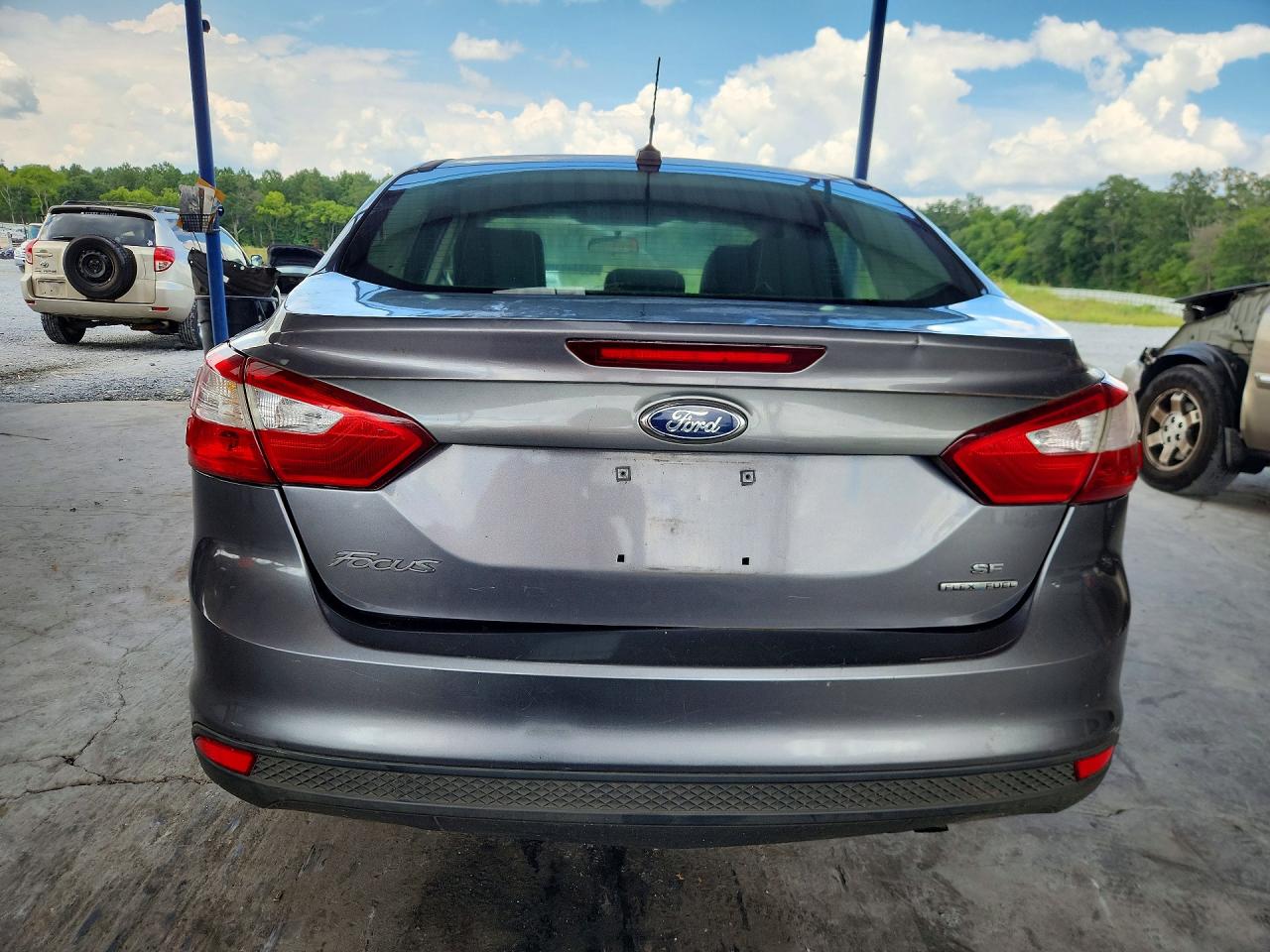 2014 Ford Focus Se Gray vin: 1FADP3F20EL368178