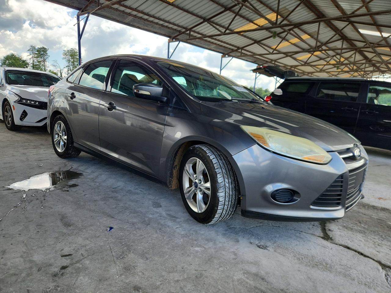 2014 Ford Focus Se Gray vin: 1FADP3F20EL368178