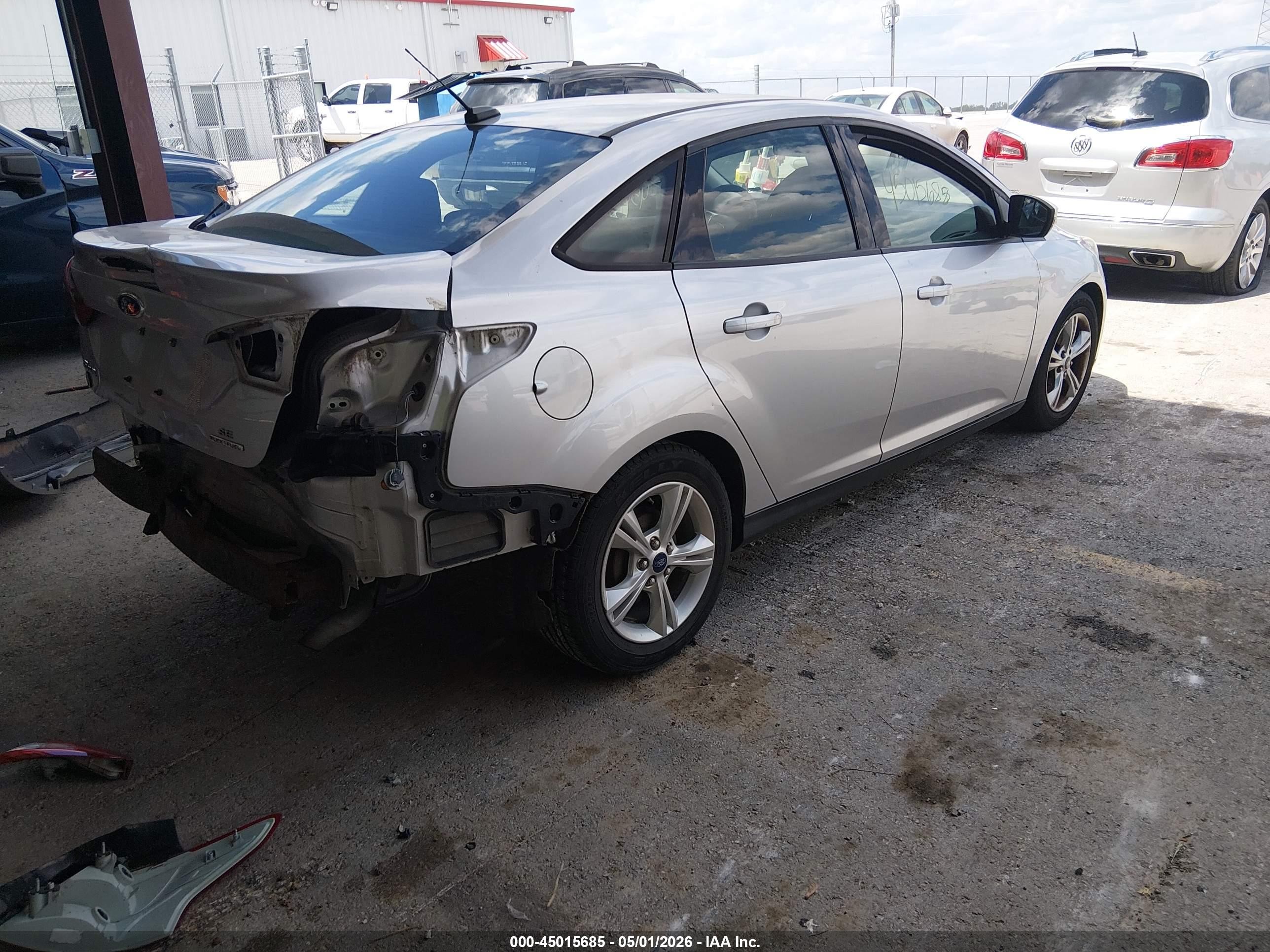 2014 Ford Focus Se Silver vin: 1FADP3F20EL390505