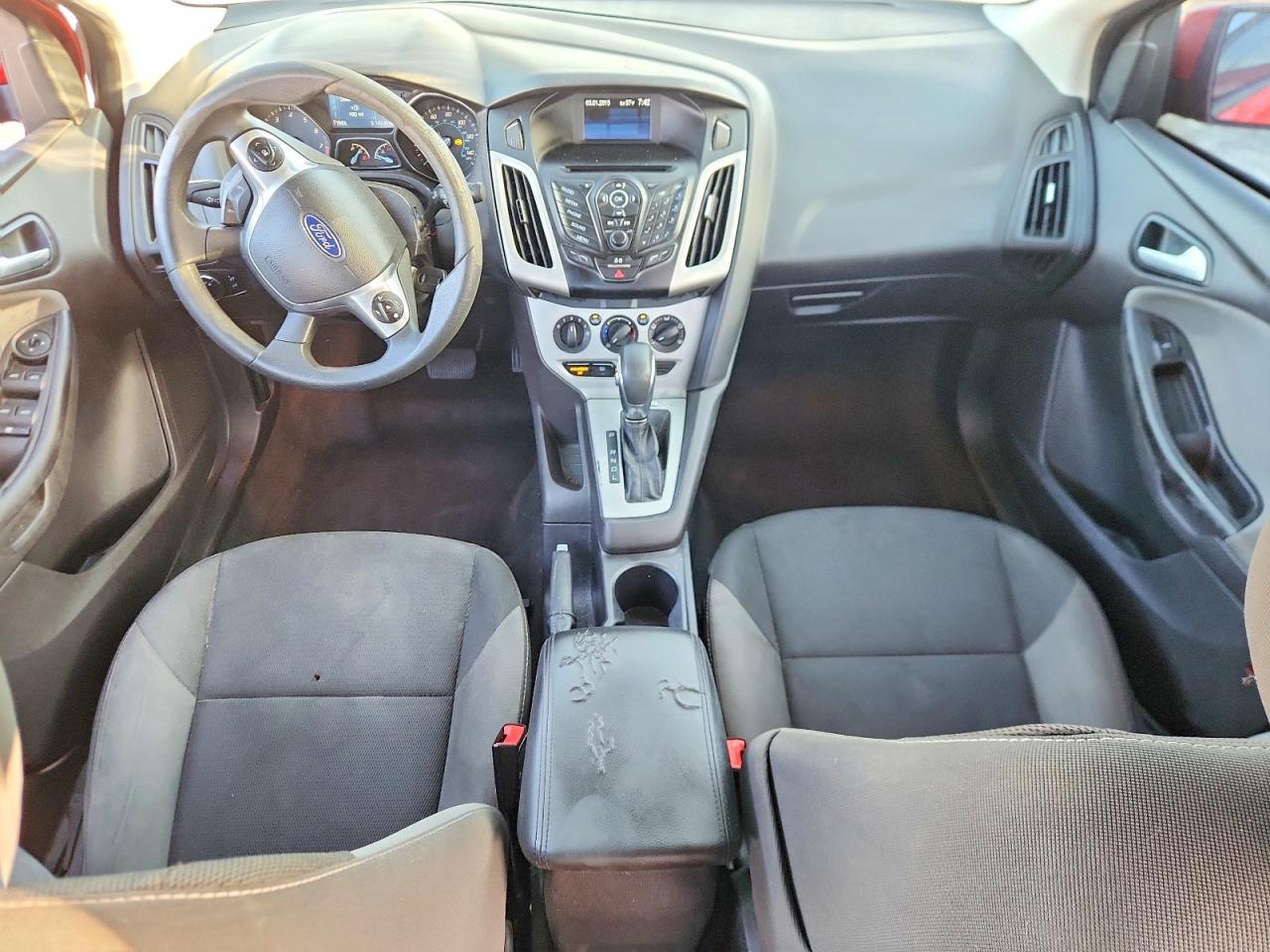 2014 Ford Focus Se Red vin: 1FADP3F20EL403396