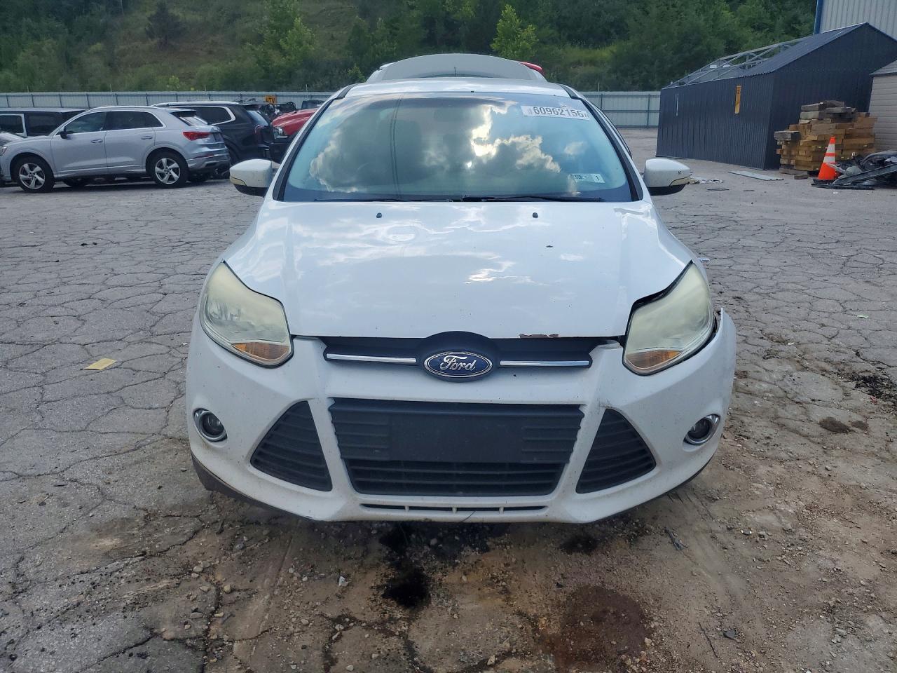 2014 Ford Focus Se White vin: 1FADP3F20EL405360
