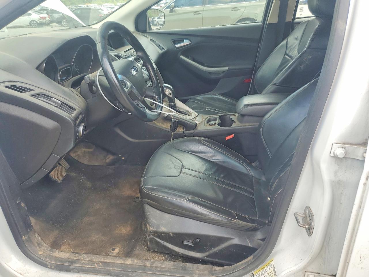 2014 Ford Focus Se White vin: 1FADP3F20EL405360