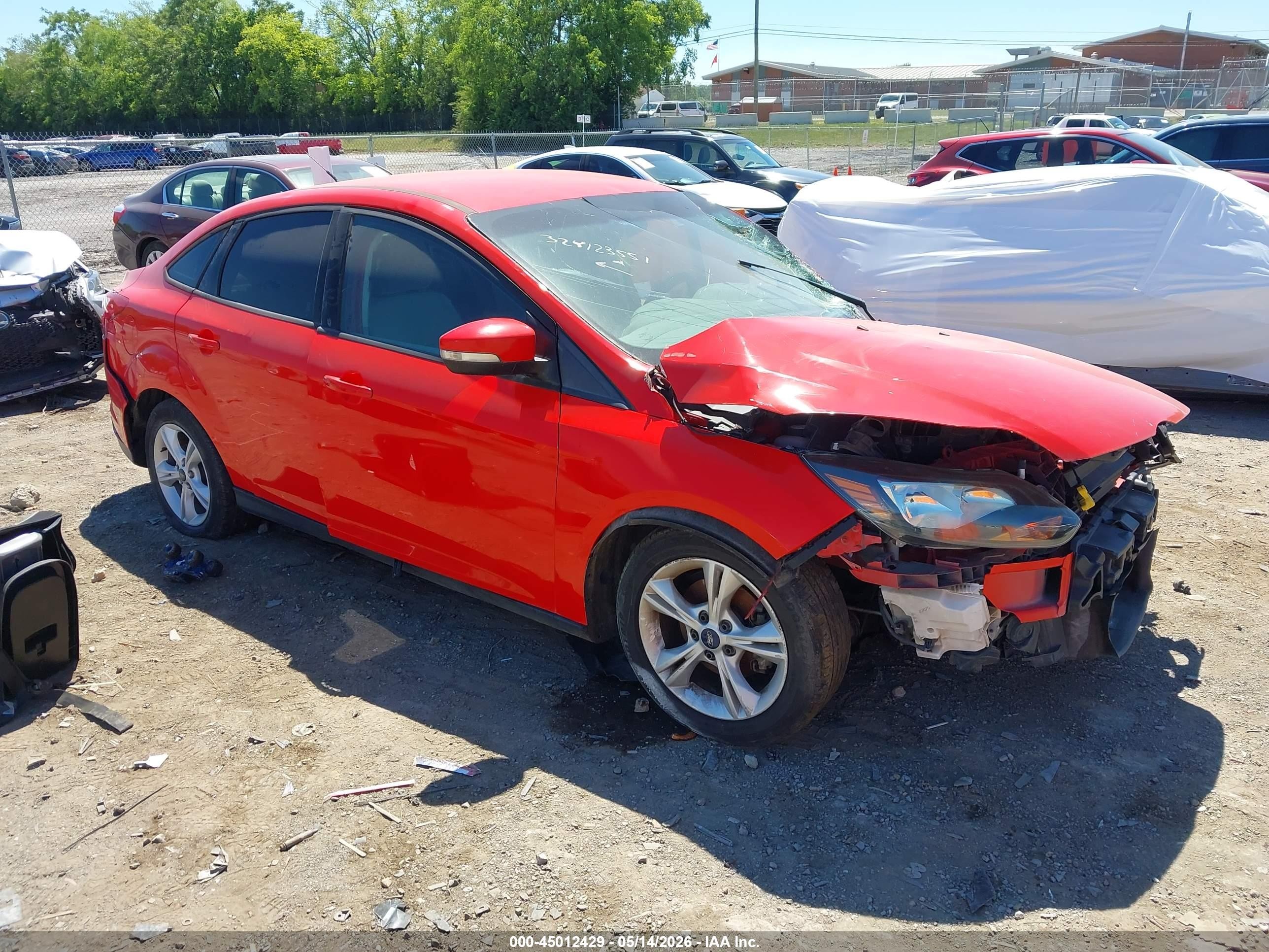 2014 Ford Focus Se Red vin: 1FADP3F20EL411868