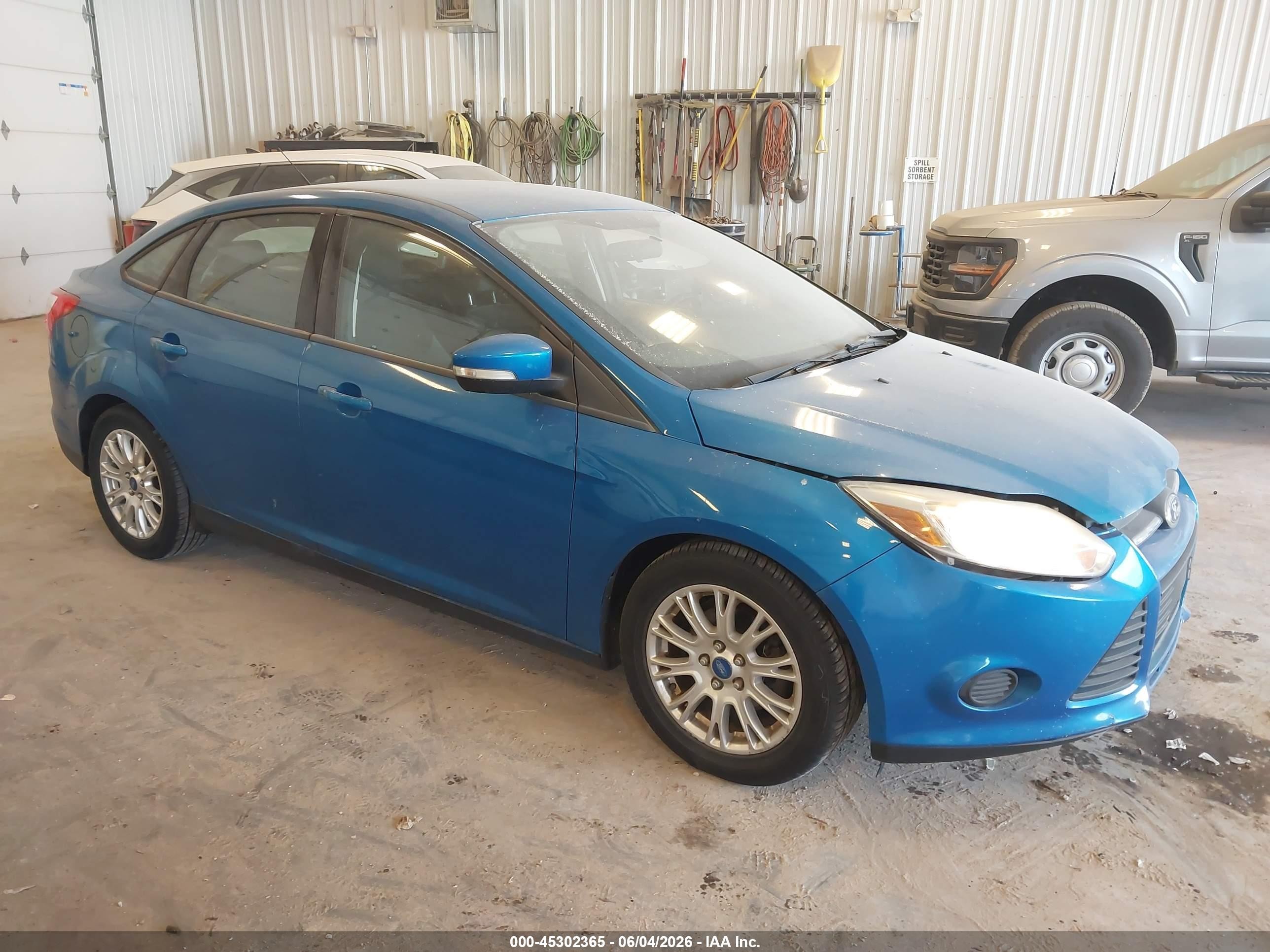 2014 Ford Focus Se Blue vin: 1FADP3F20EL428914