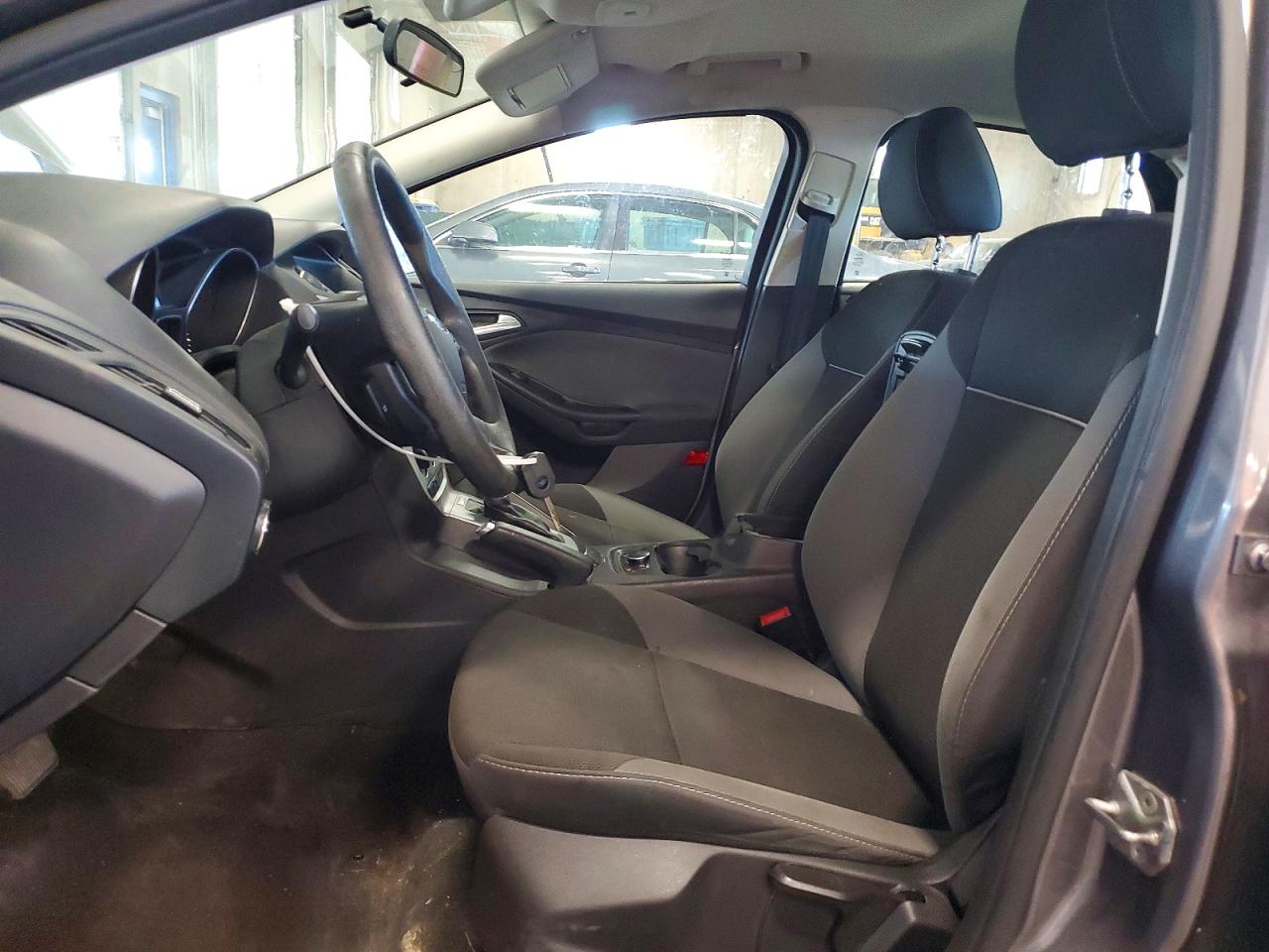 2014 Ford Focus Se Gray vin: 1FADP3F20EL432039