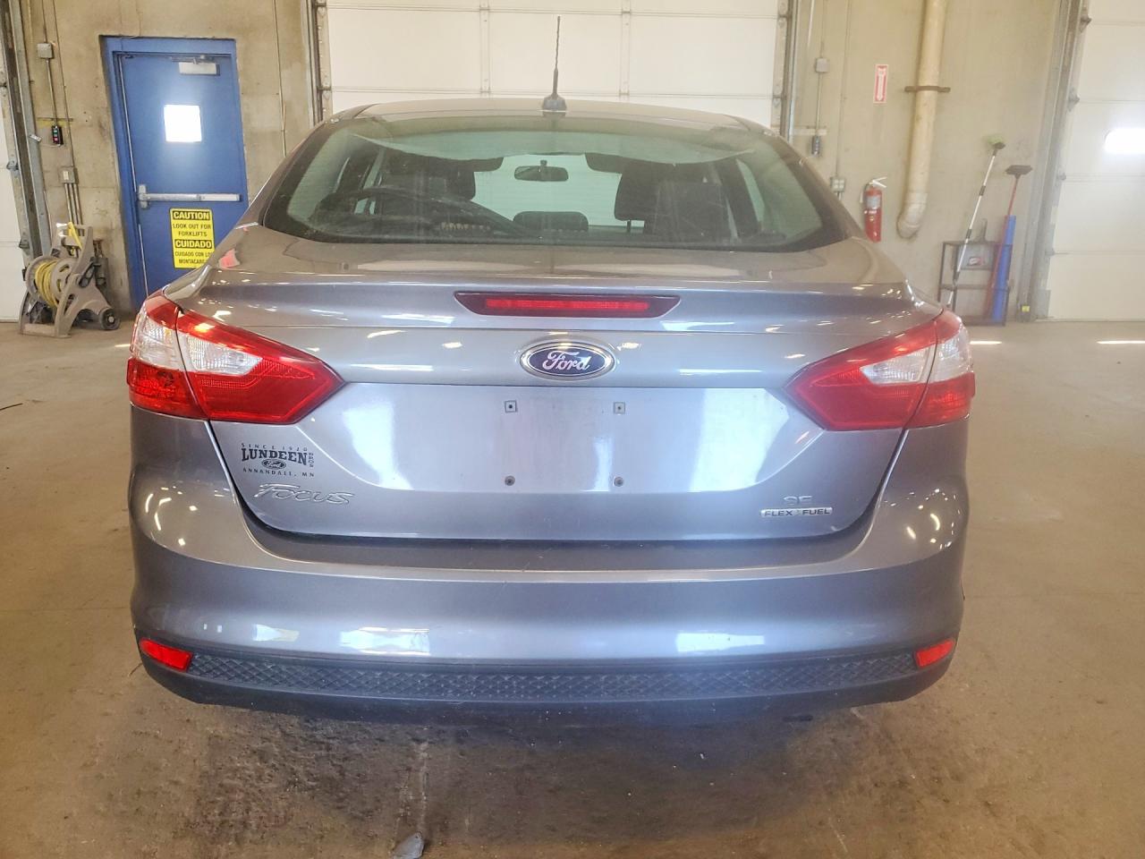 2014 Ford Focus Se Gray vin: 1FADP3F20EL432039