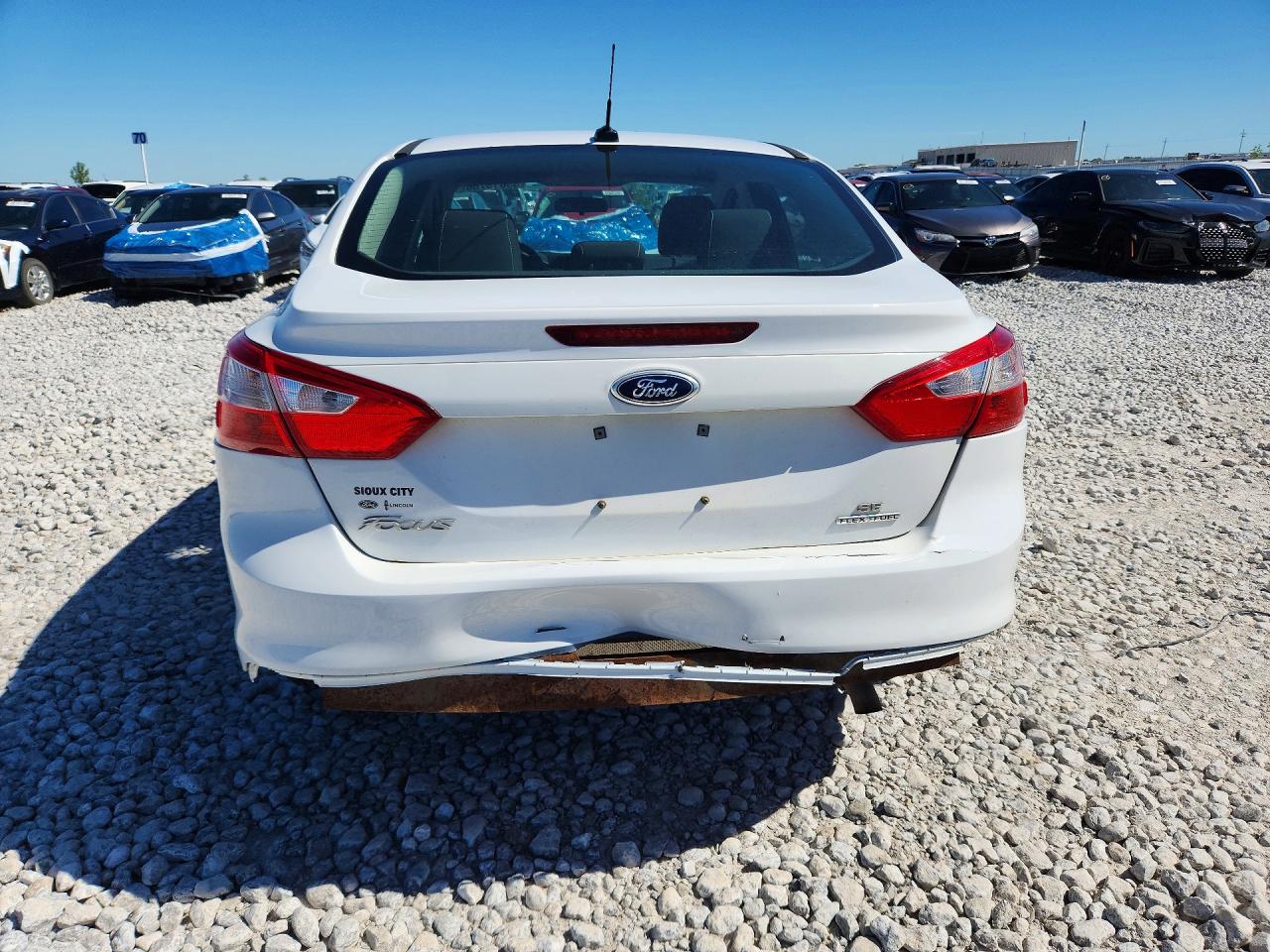 2014 Ford Focus Se White vin: 1FADP3F20EL432073