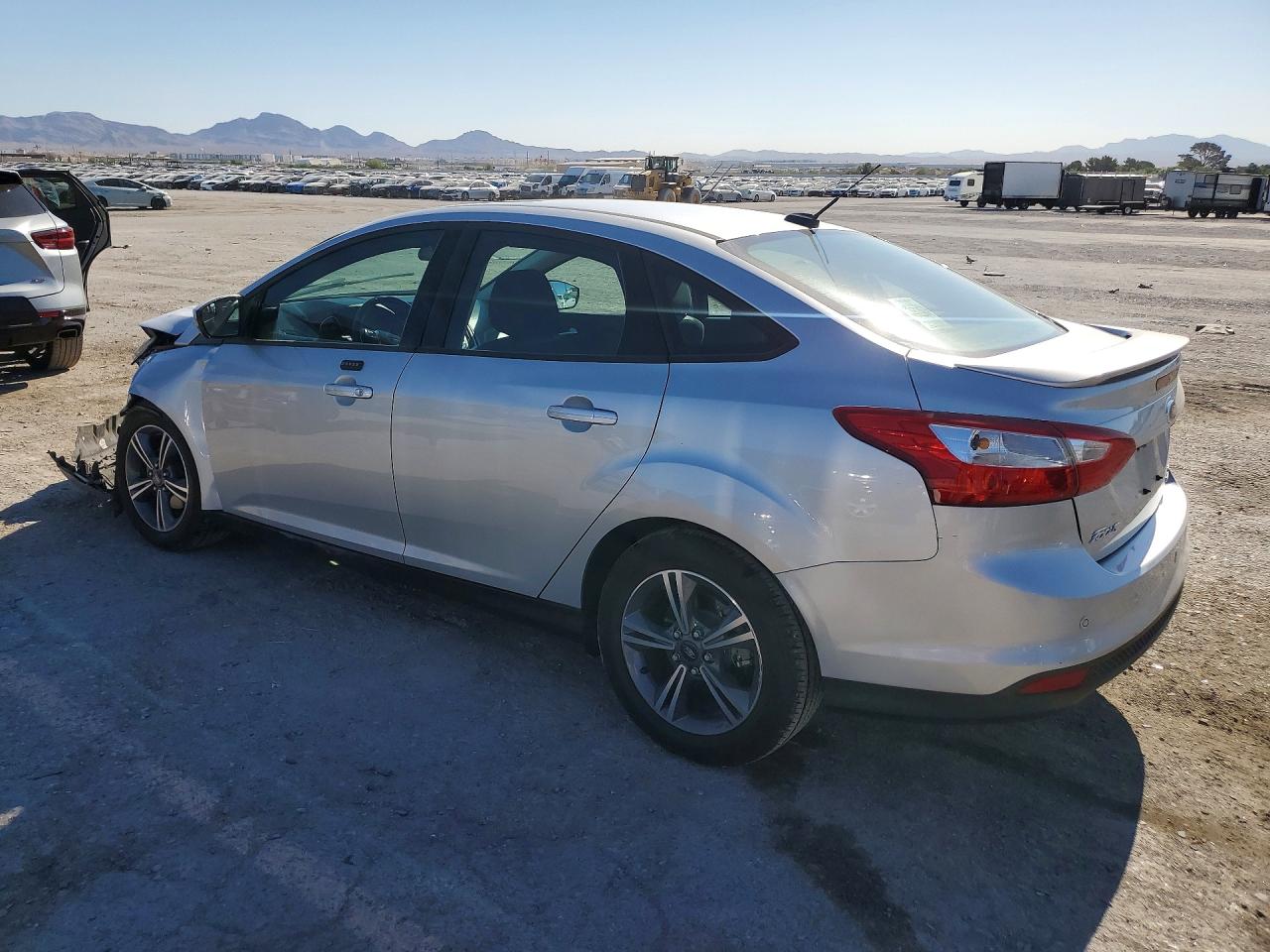 2014 Ford Focus Se Silver vin: 1FADP3F20EL432526