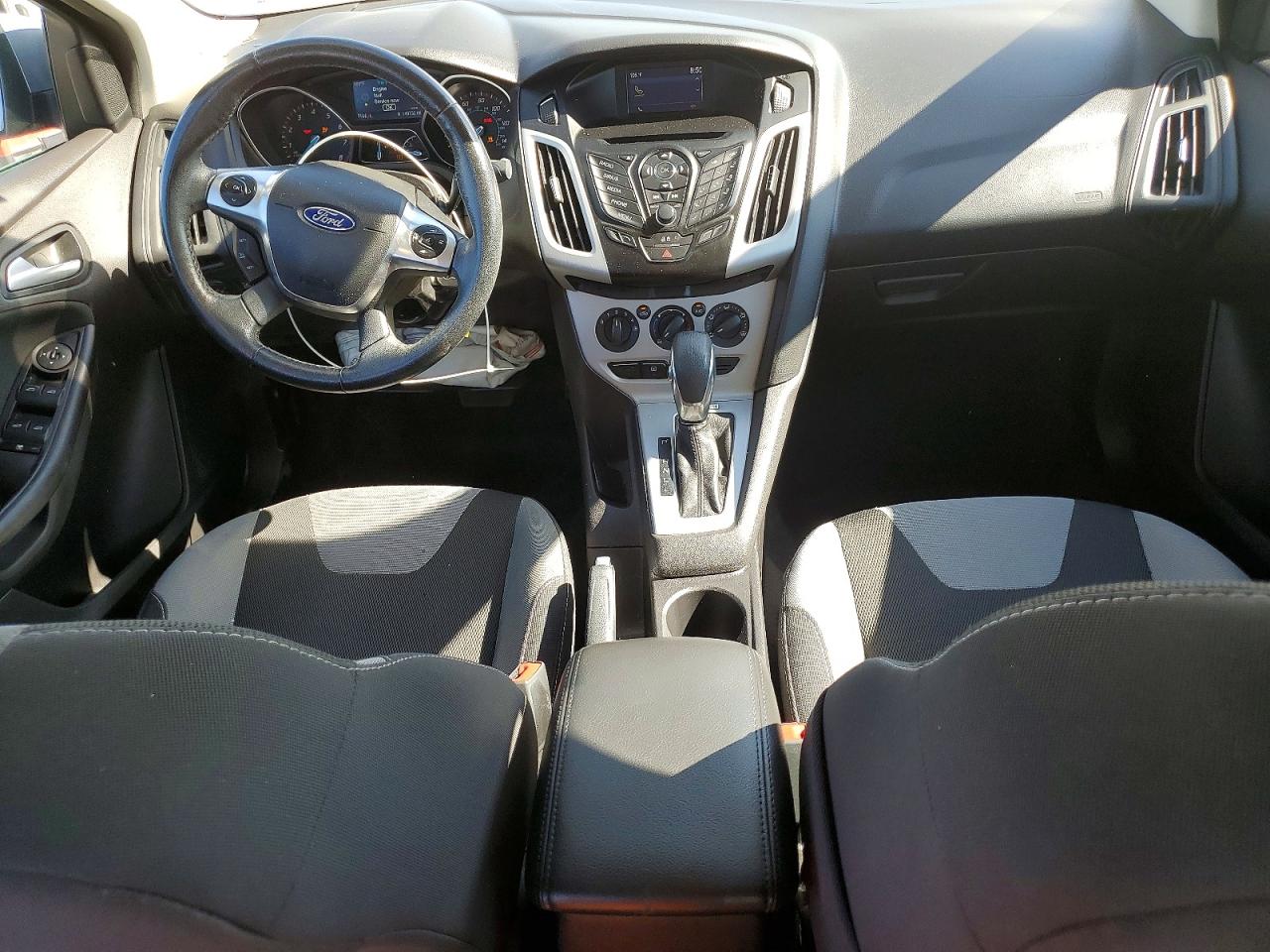2014 Ford Focus Se Silver vin: 1FADP3F20EL432526