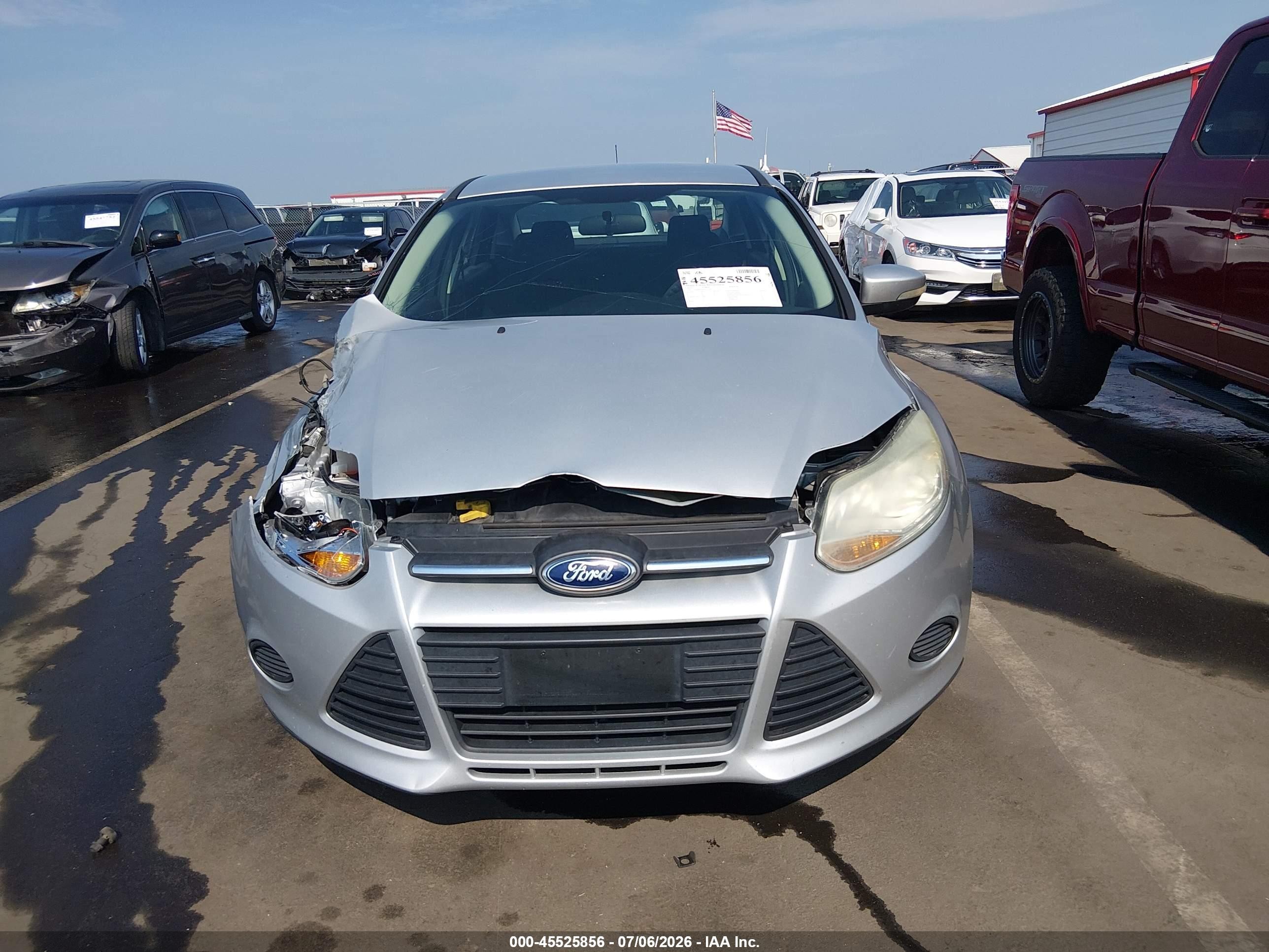 2014 Ford Focus Se Silver vin: 1FADP3F20EL453585