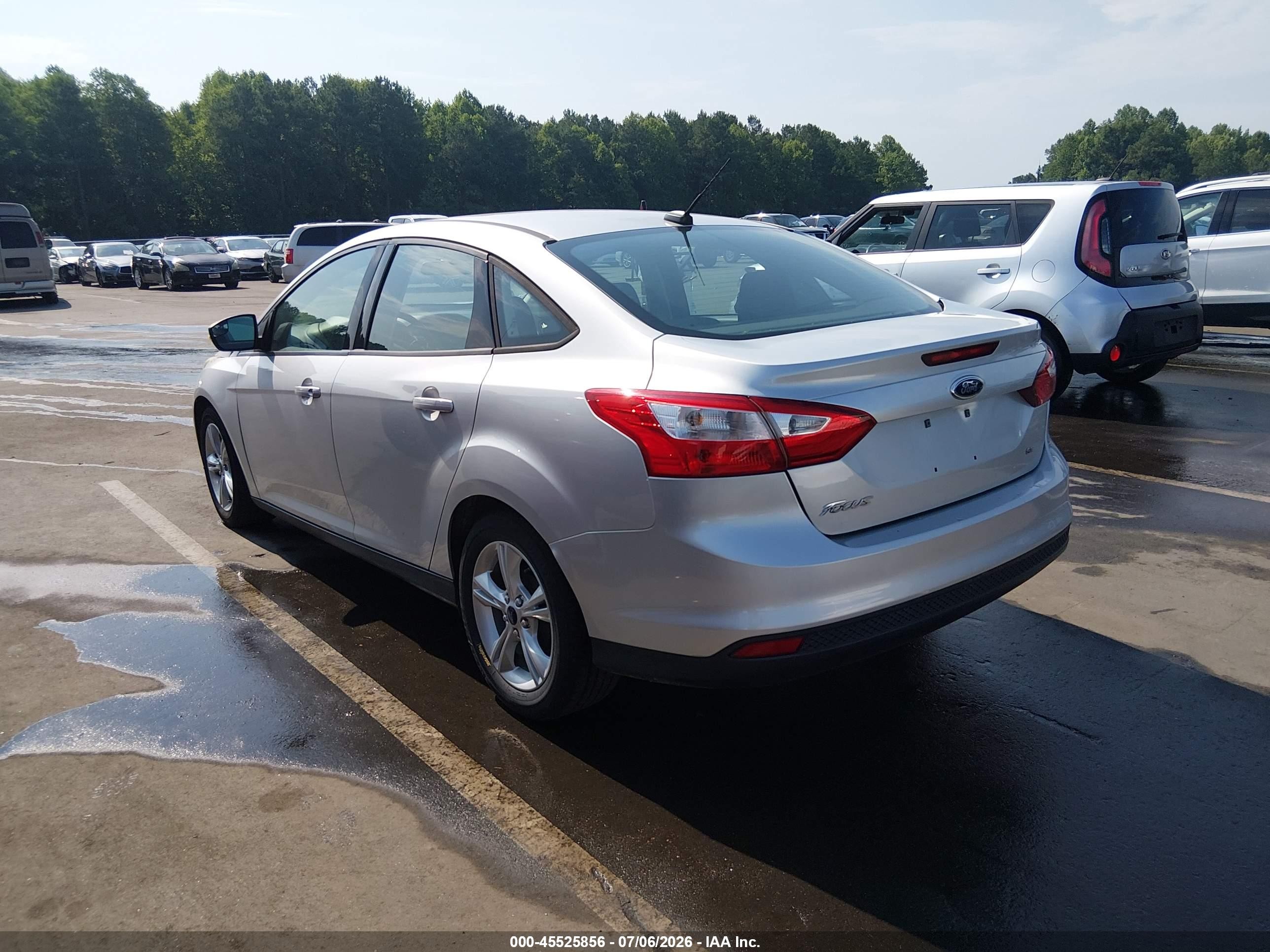 2014 Ford Focus Se Silver vin: 1FADP3F20EL453585