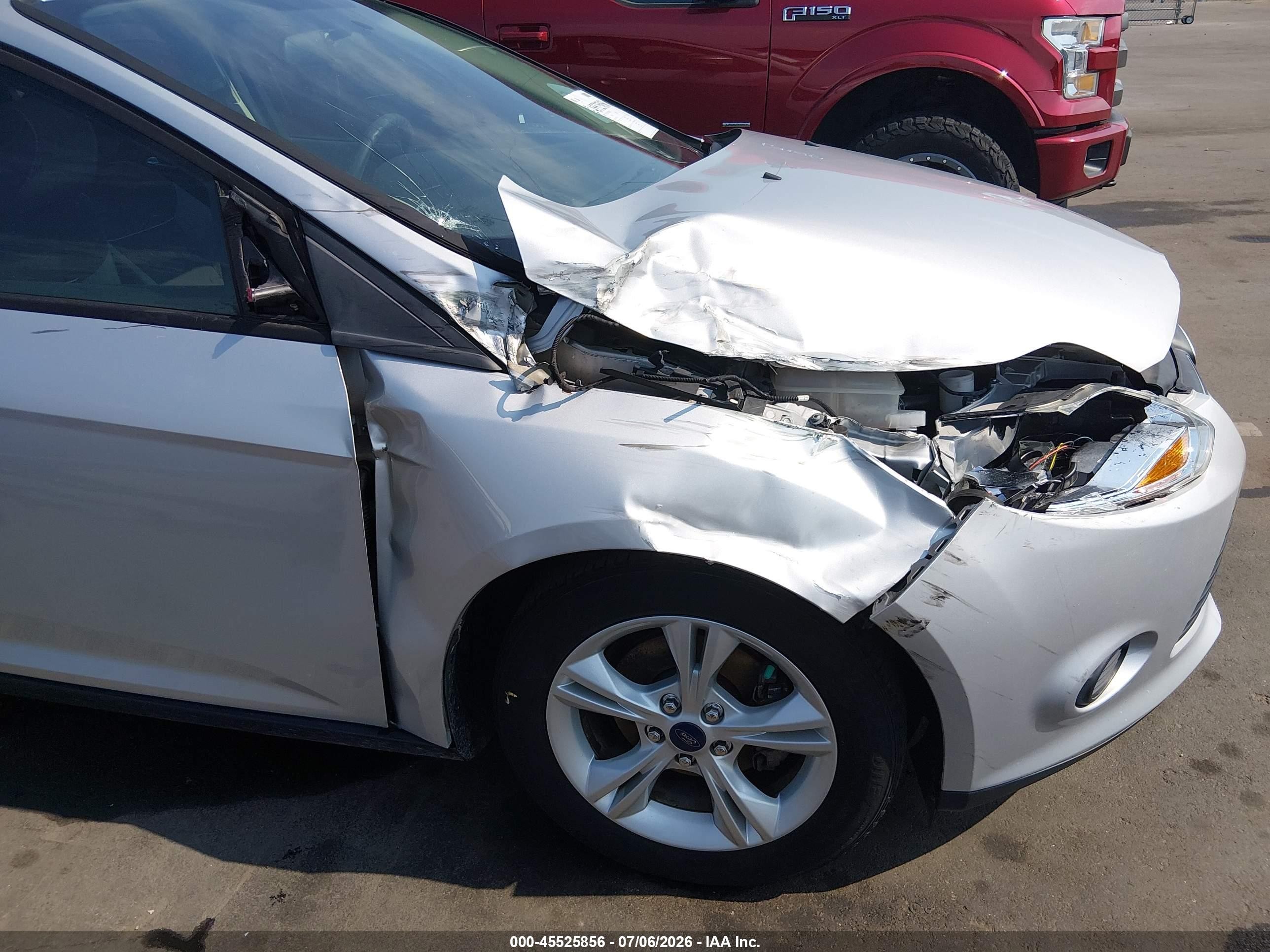 2014 Ford Focus Se Silver vin: 1FADP3F20EL453585