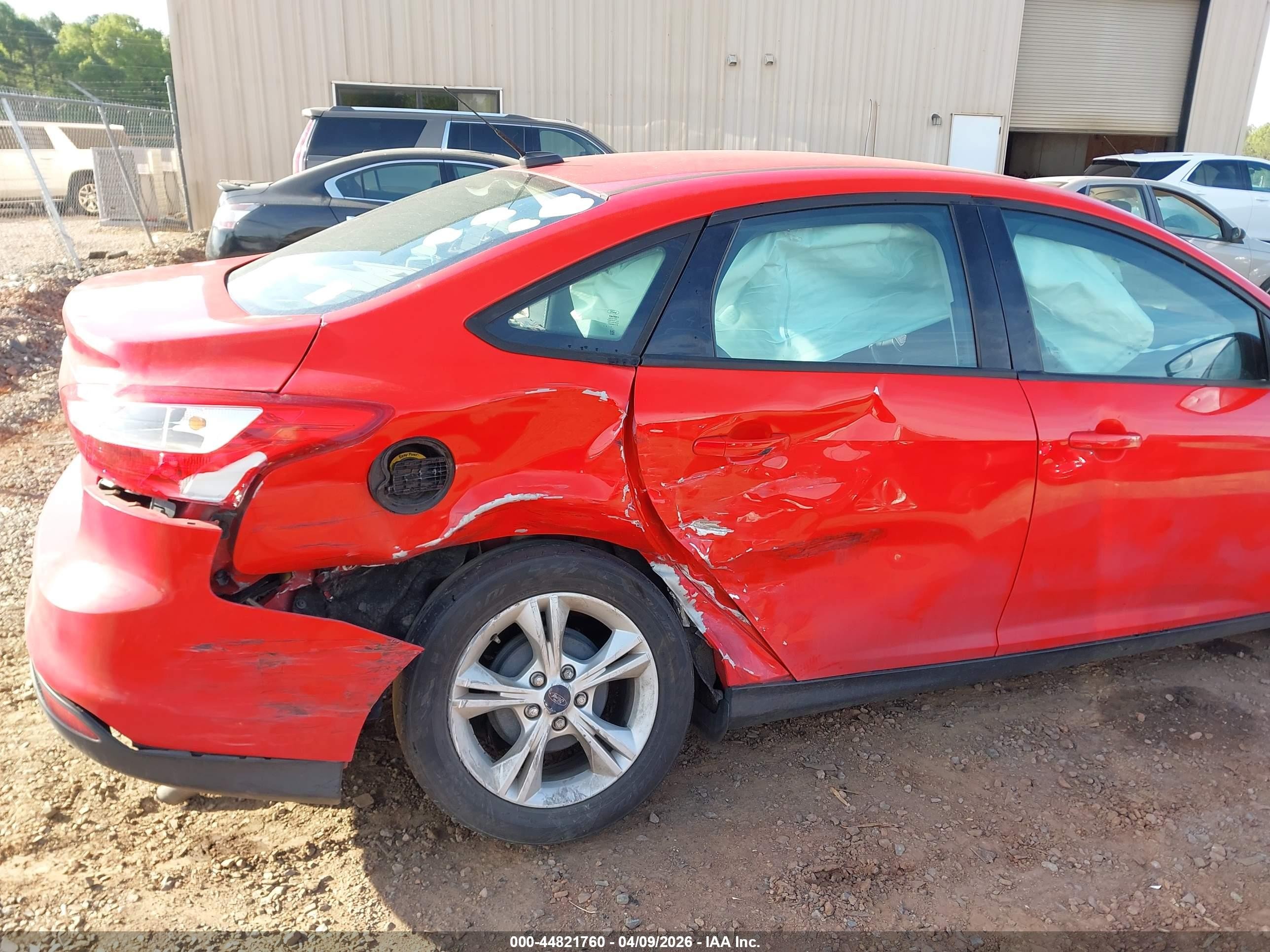 2014 Ford Focus Se Red vin: 1FADP3F20EL458513