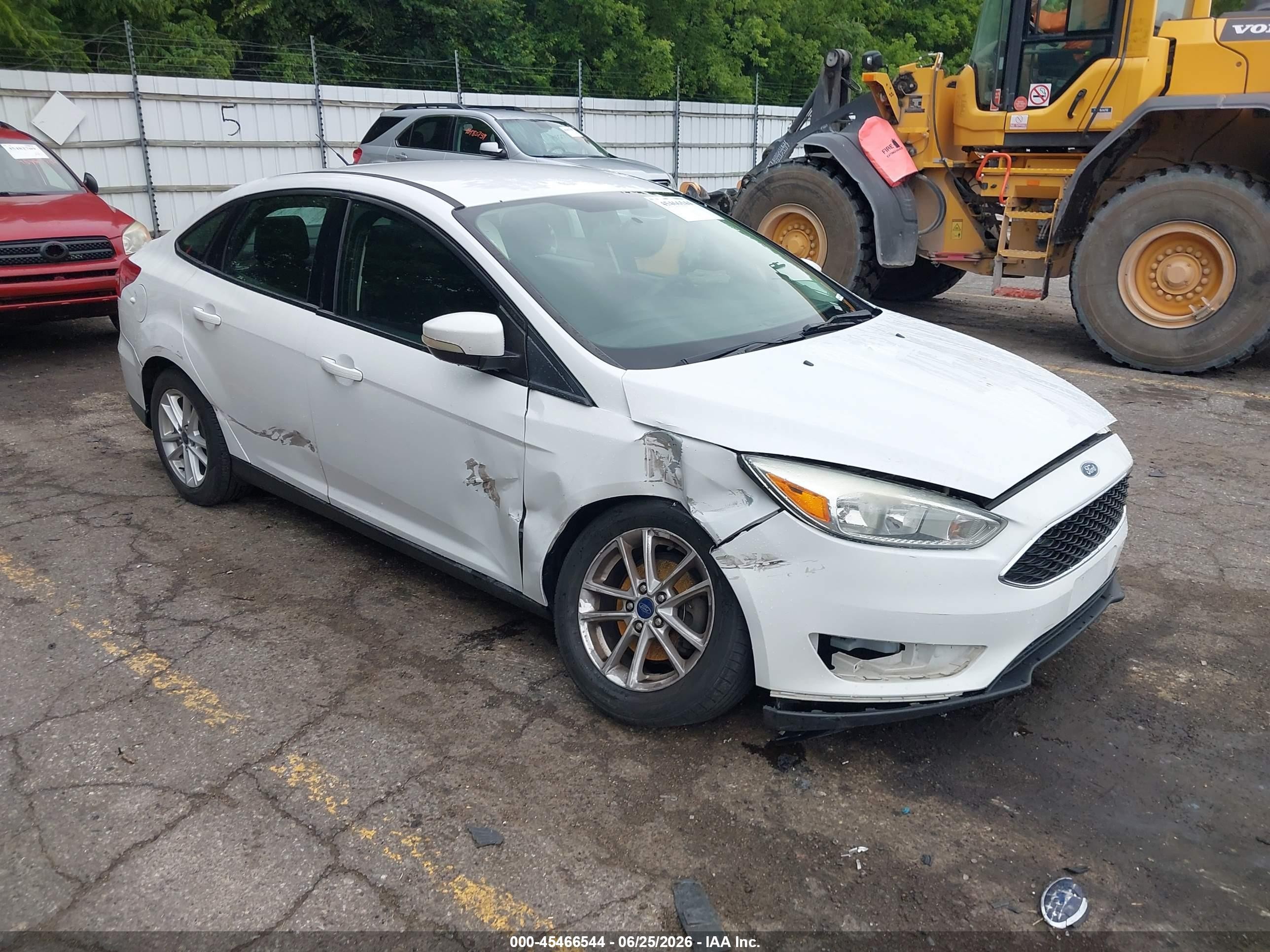 2015 Ford Focus Se White vin: 1FADP3F20FL204141