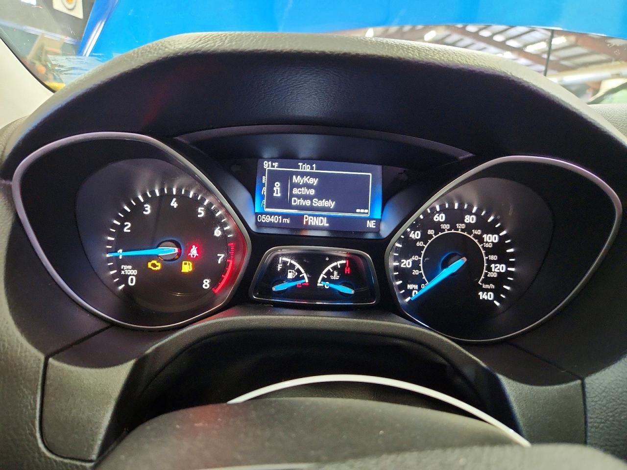 2015 Ford Focus Se Blue vin: 1FADP3F20FL213261