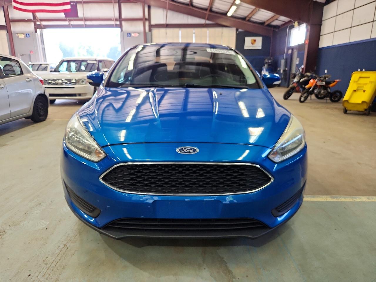 2015 Ford Focus Se Blue vin: 1FADP3F20FL213261