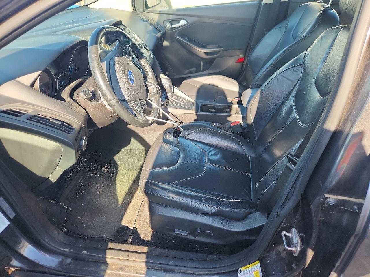 2015 Ford Focus Se Gray vin: 1FADP3F20FL227922
