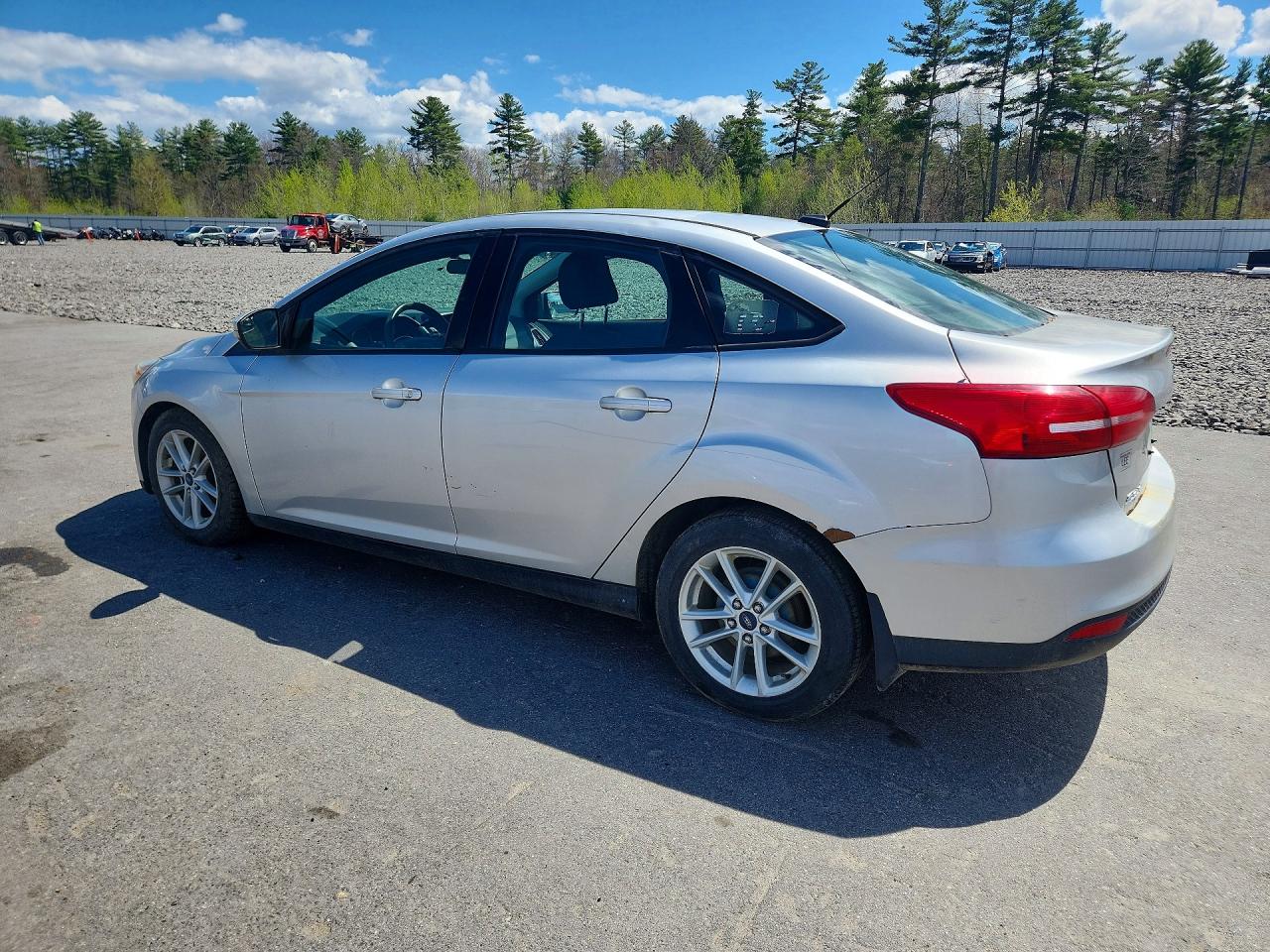 2015 Ford Focus Se Silver vin: 1FADP3F20FL233865
