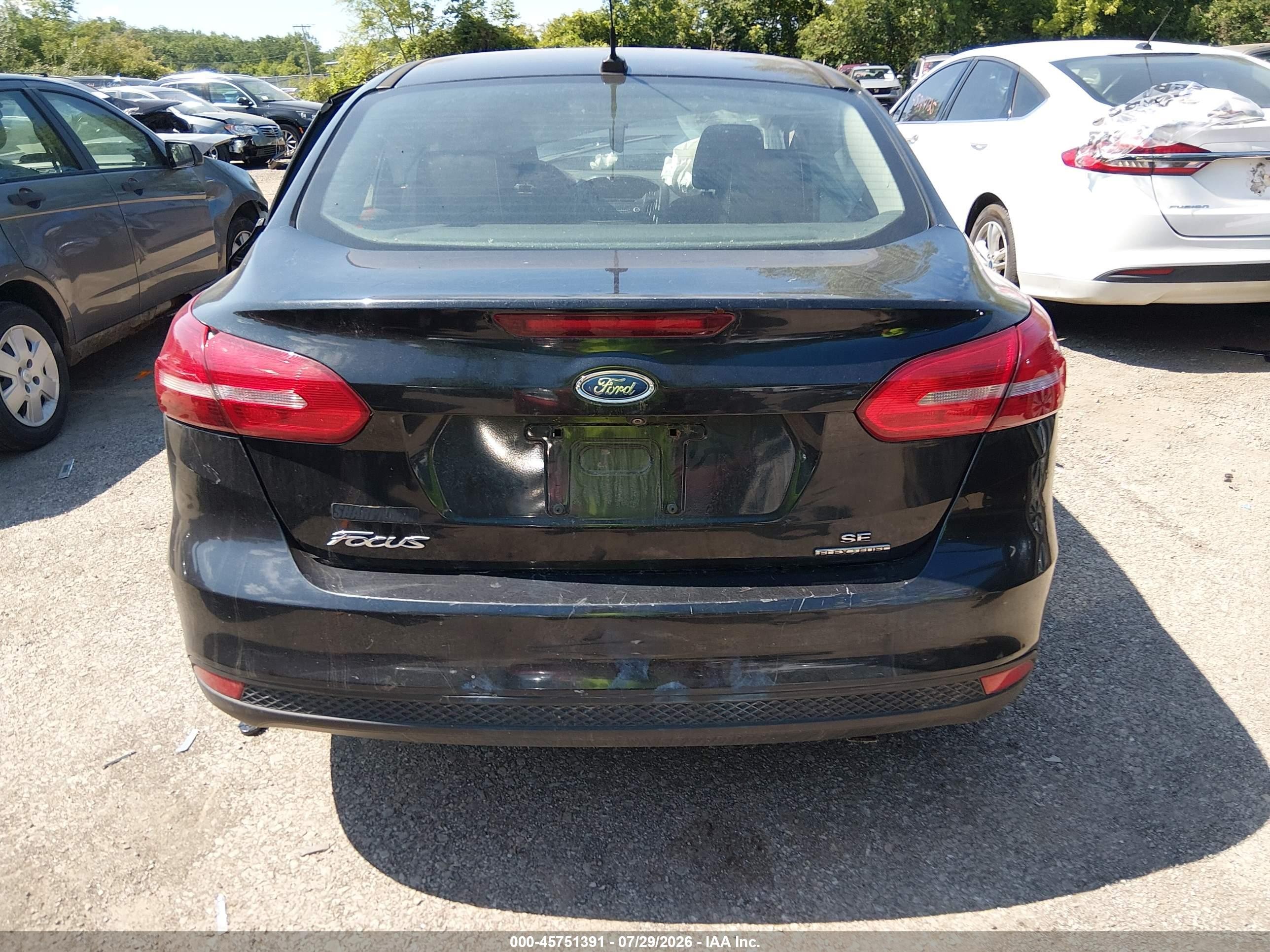 2015 Ford Focus Se Black vin: 1FADP3F20FL239973