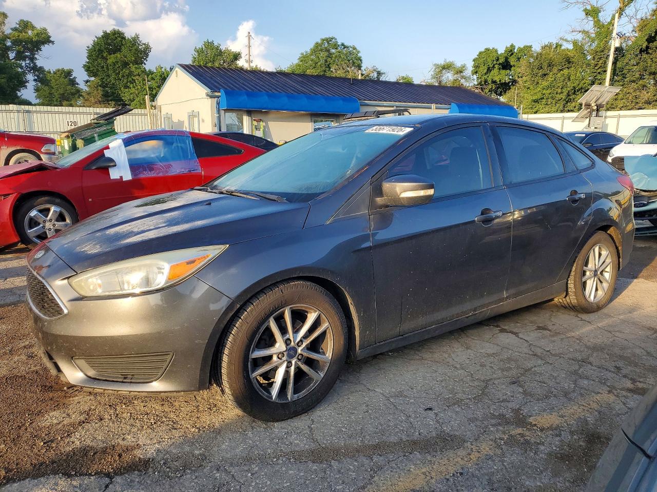 2015 Ford Focus Se Gray vin: 1FADP3F20FL240895