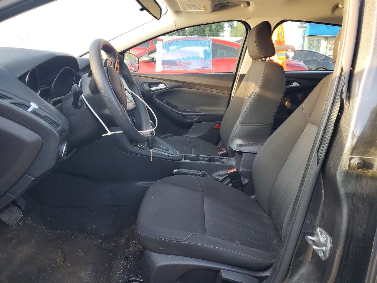 2015 Ford Focus Se Gray vin: 1FADP3F20FL240895