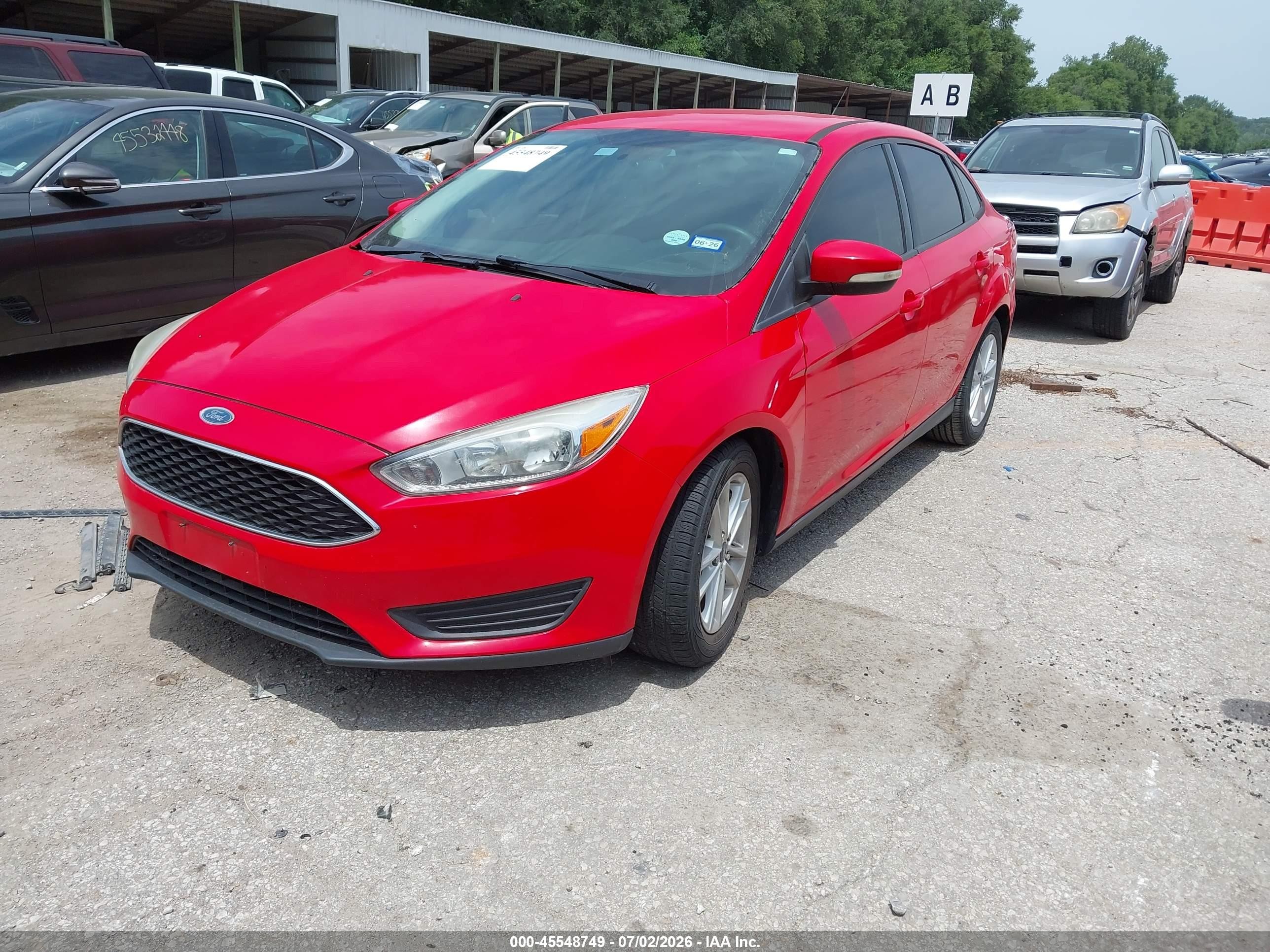 2015 Ford Focus Se Red vin: 1FADP3F20FL242808