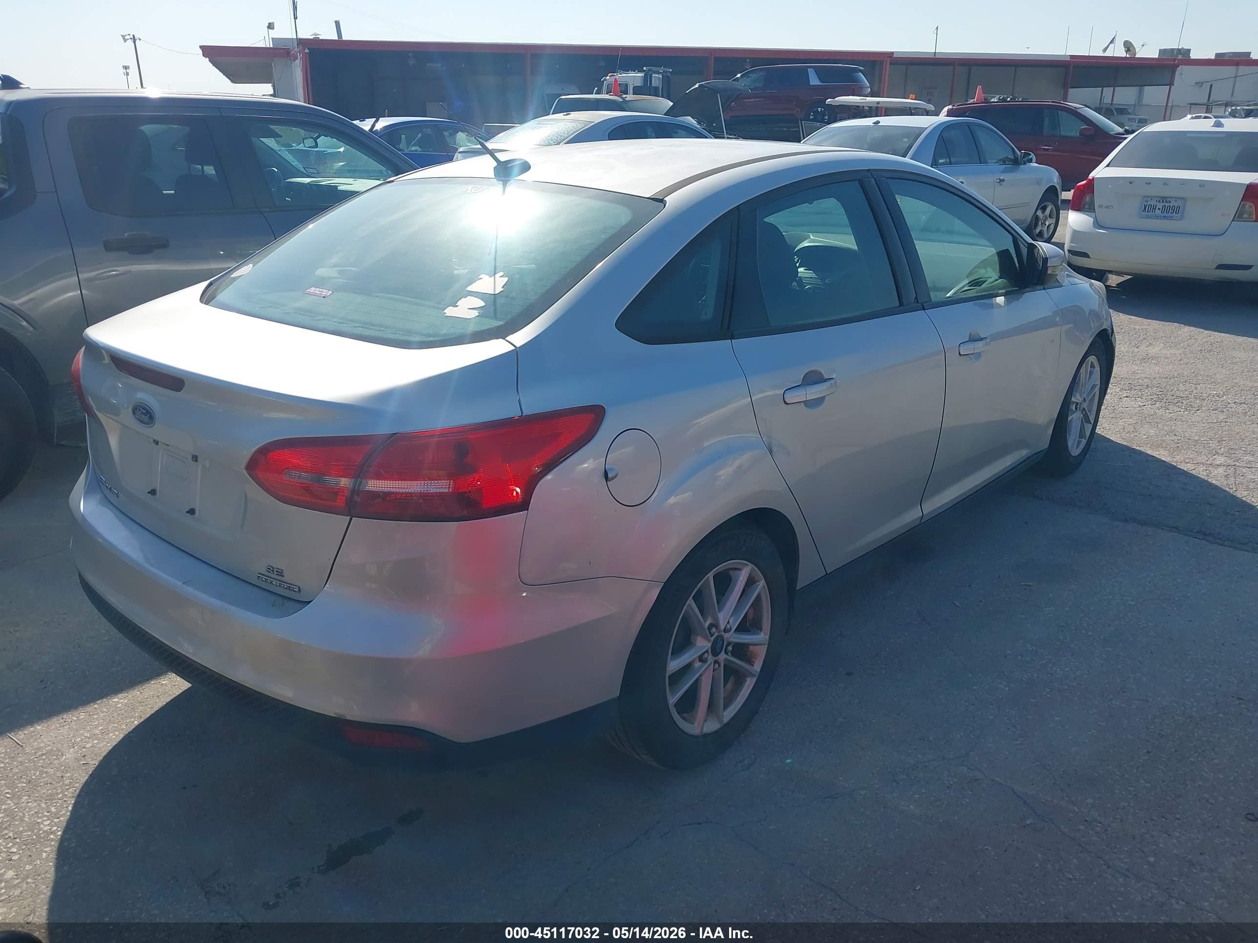 2015 Ford Focus Se Silver vin: 1FADP3F20FL244090