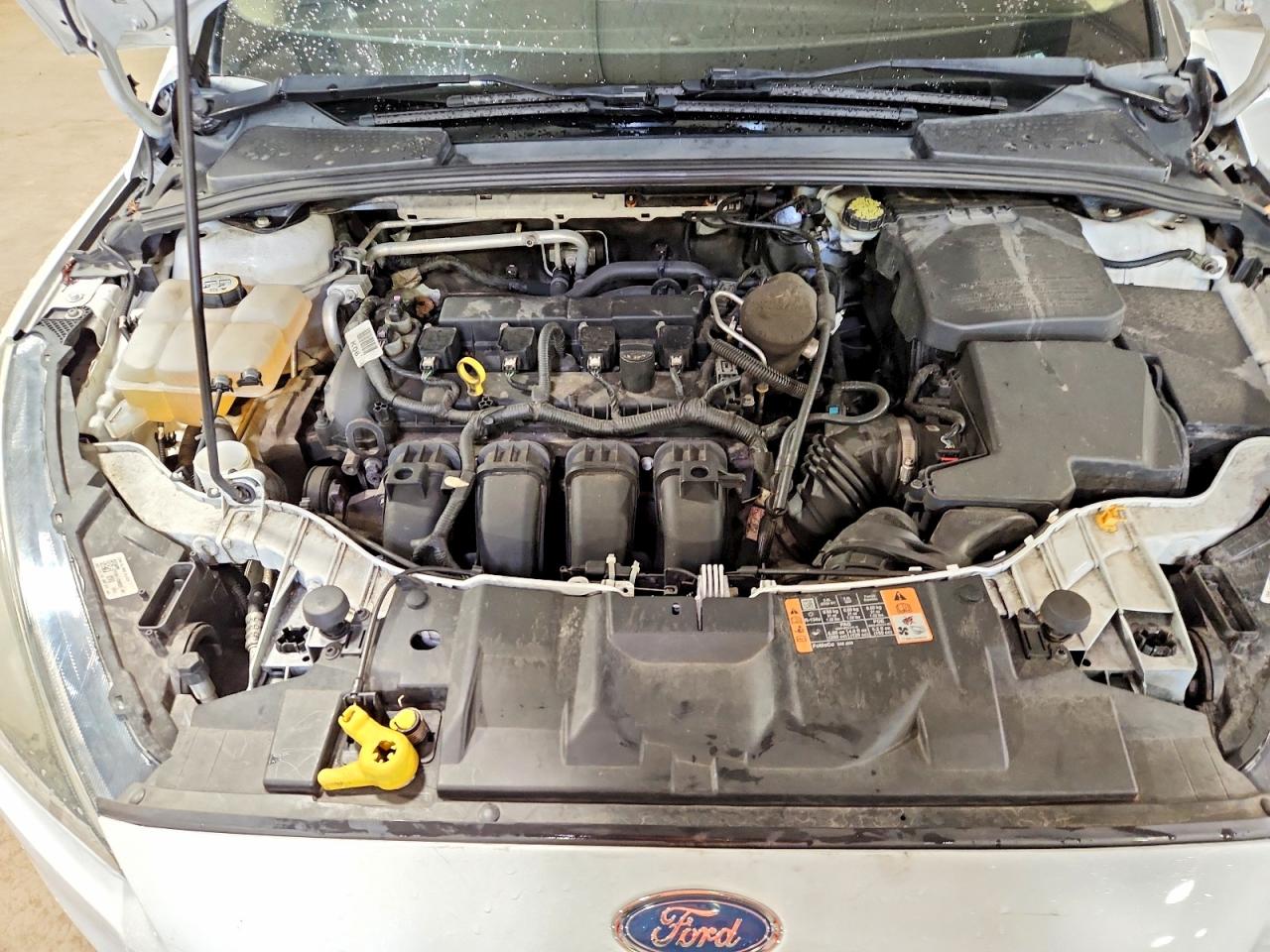 2015 Ford Focus Se White vin: 1FADP3F20FL245174
