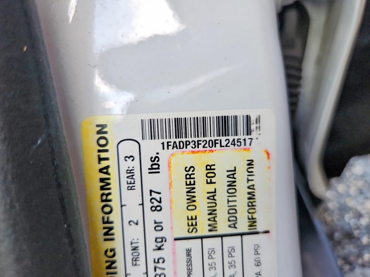 2015 Ford Focus Se White vin: 1FADP3F20FL245174