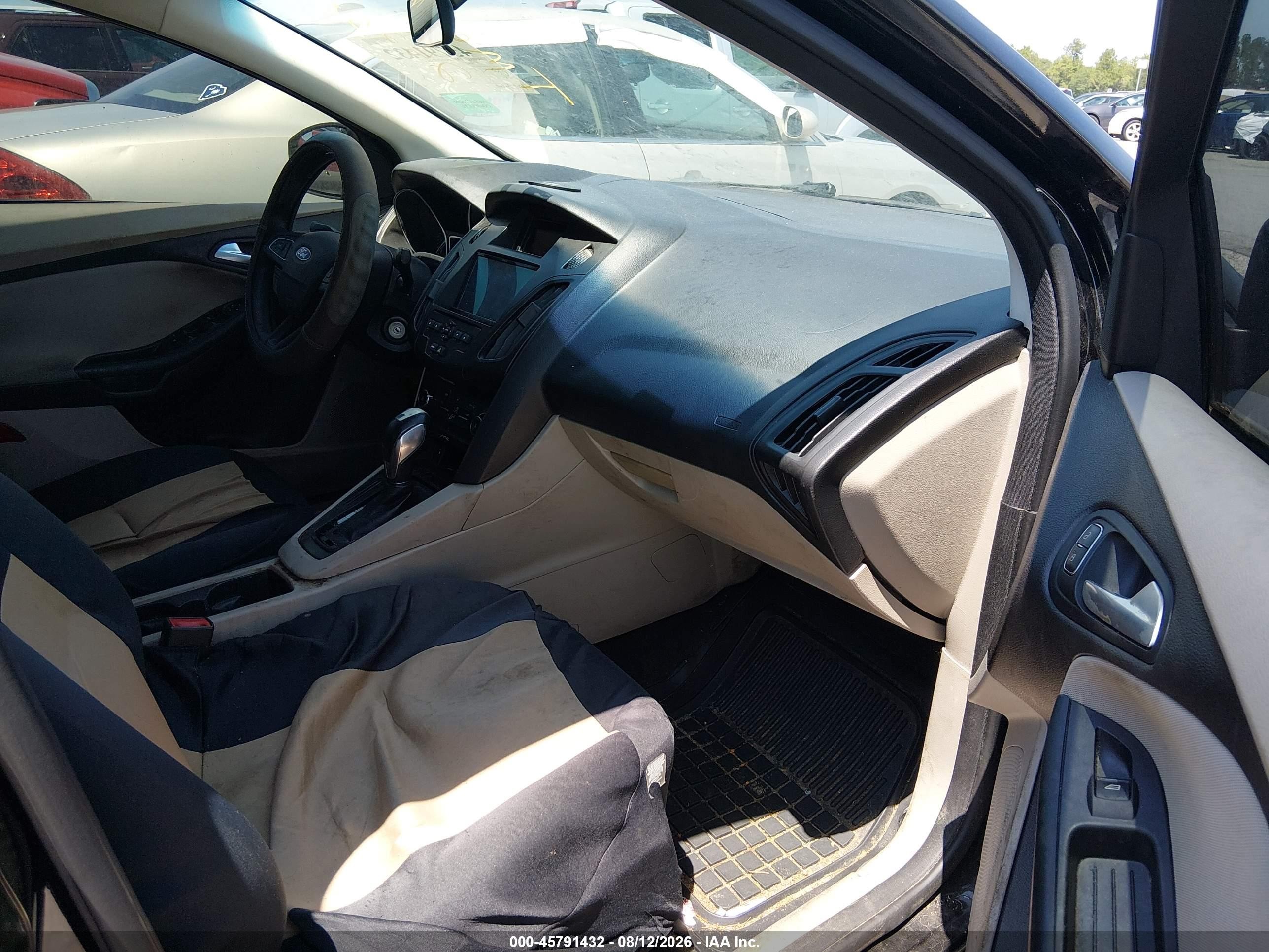 2015 Ford Focus Se Black vin: 1FADP3F20FL252559