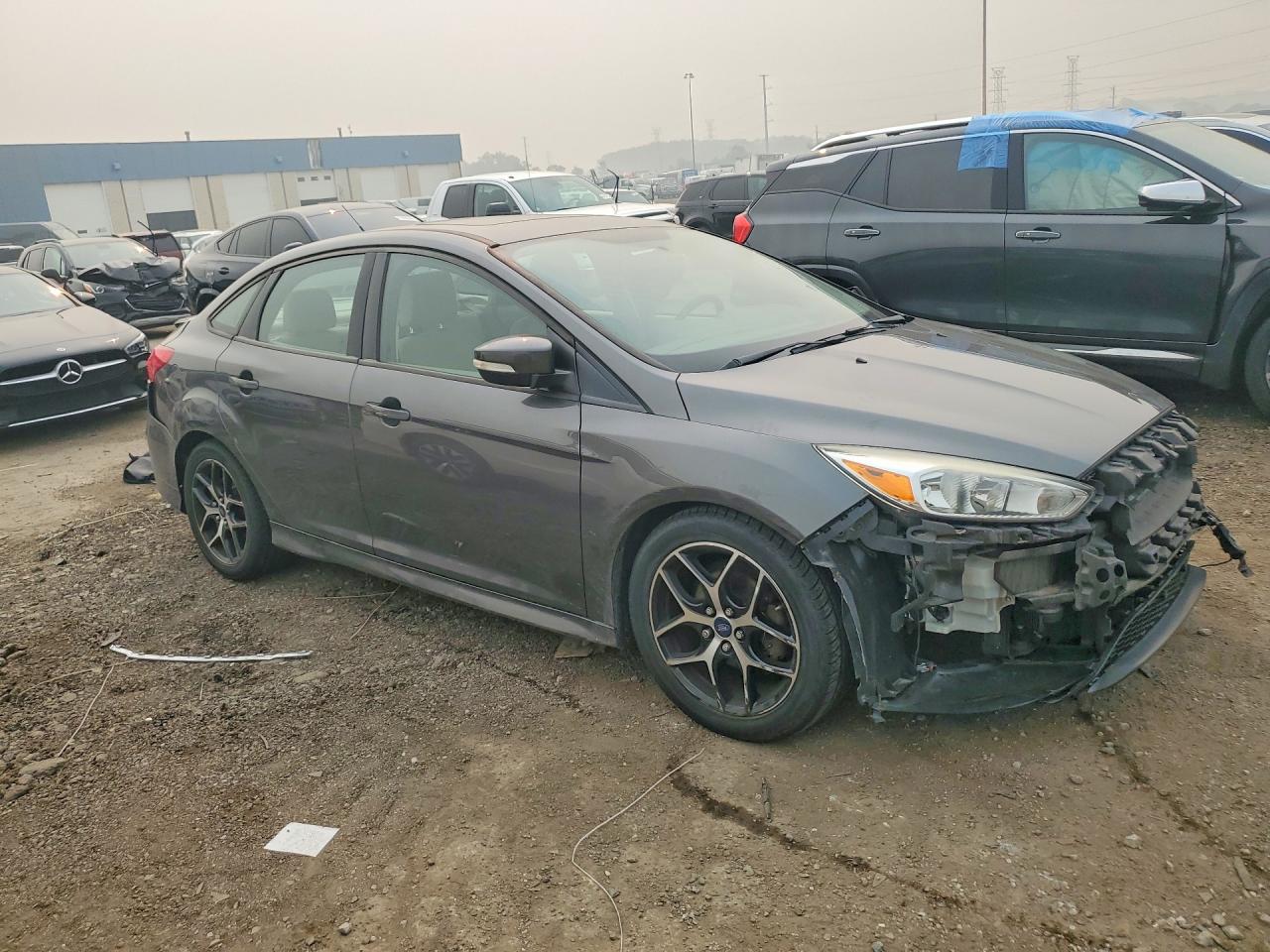 2015 Ford Focus Se Black vin: 1FADP3F20FL268647