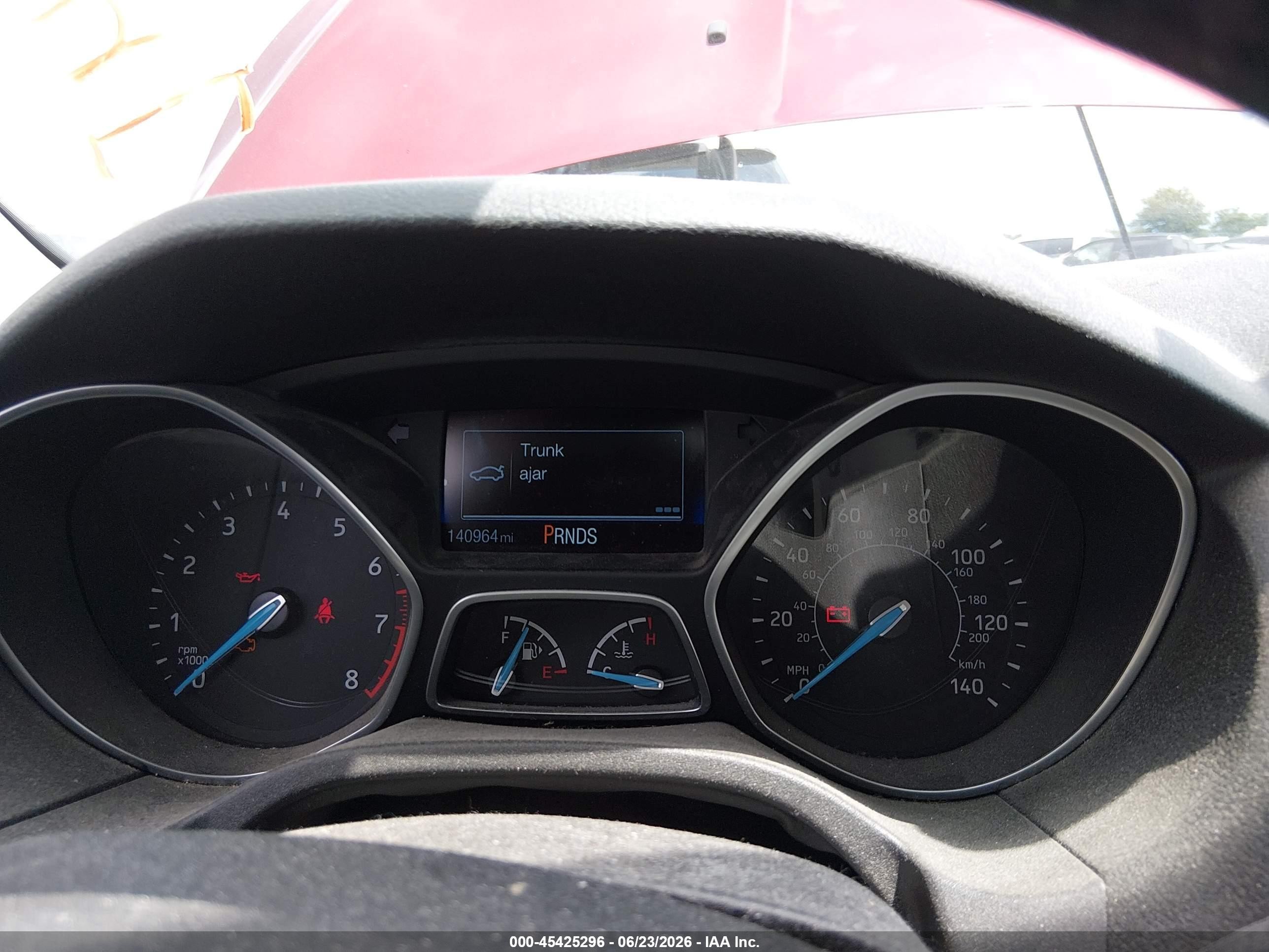 2015 Ford Focus Se Красный vin: 1FADP3F20FL280278