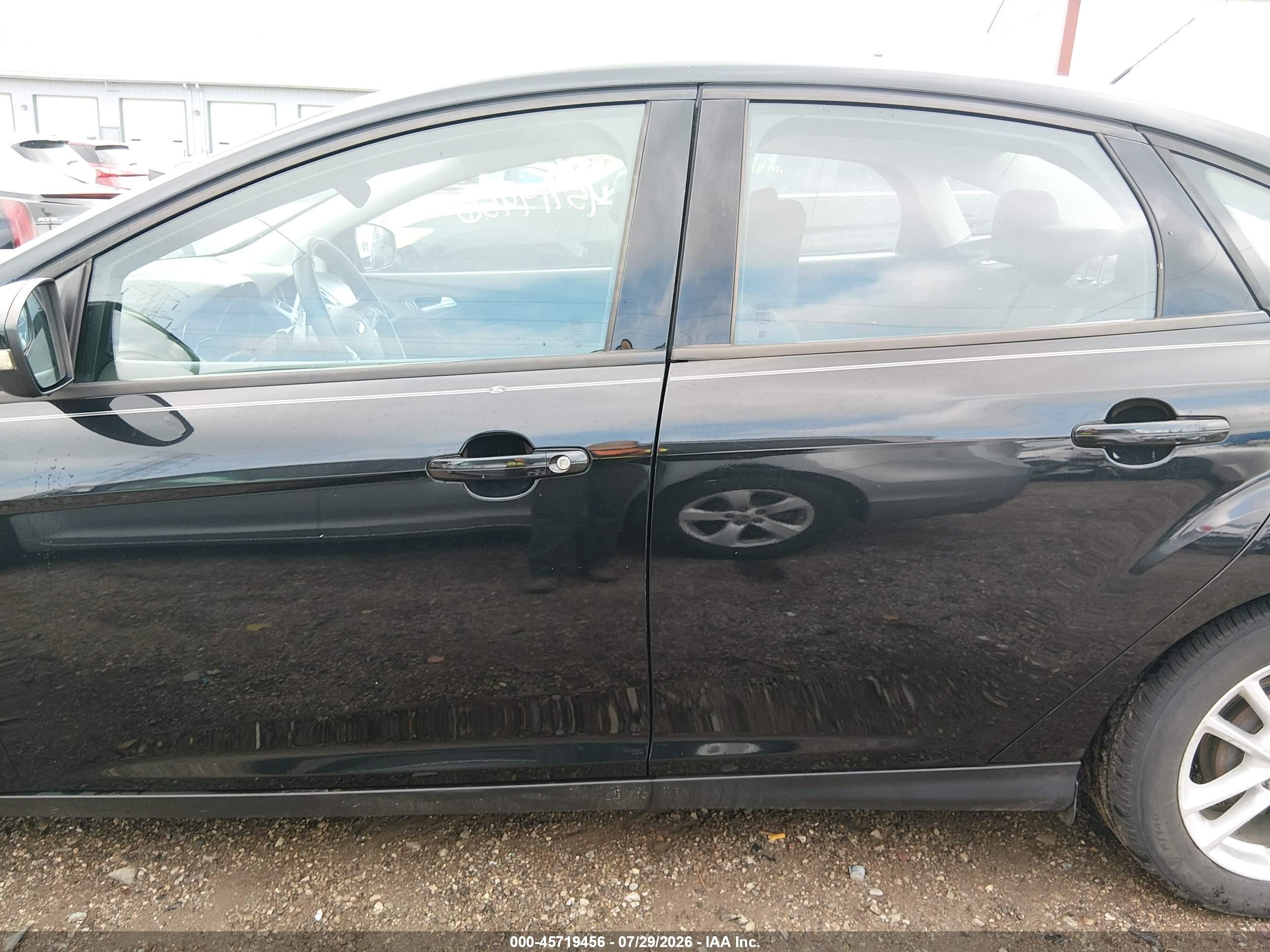 2015 Ford Focus Se Black vin: 1FADP3F20FL280619