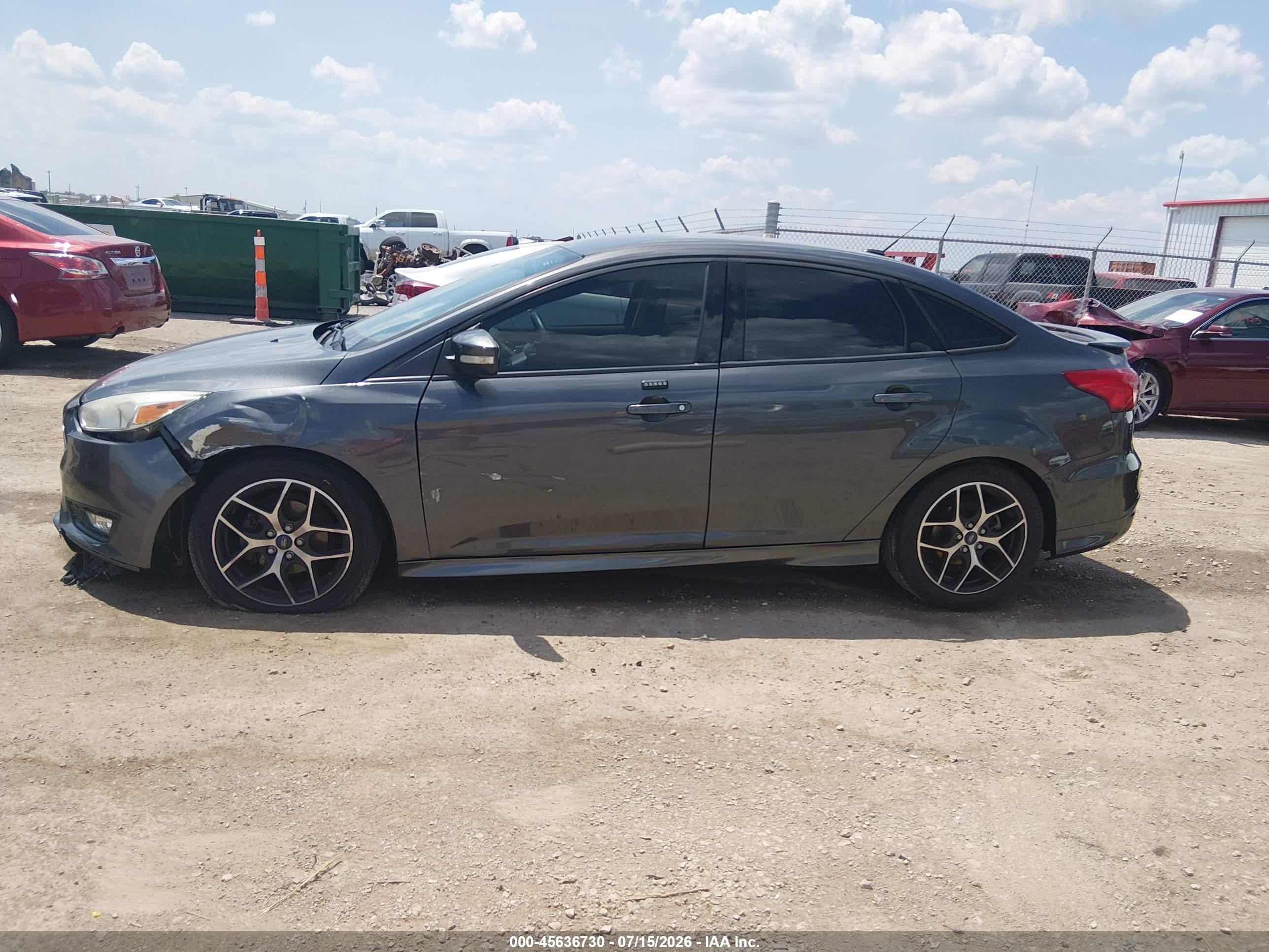 2015 Ford Focus Se Gray vin: 1FADP3F20FL287117