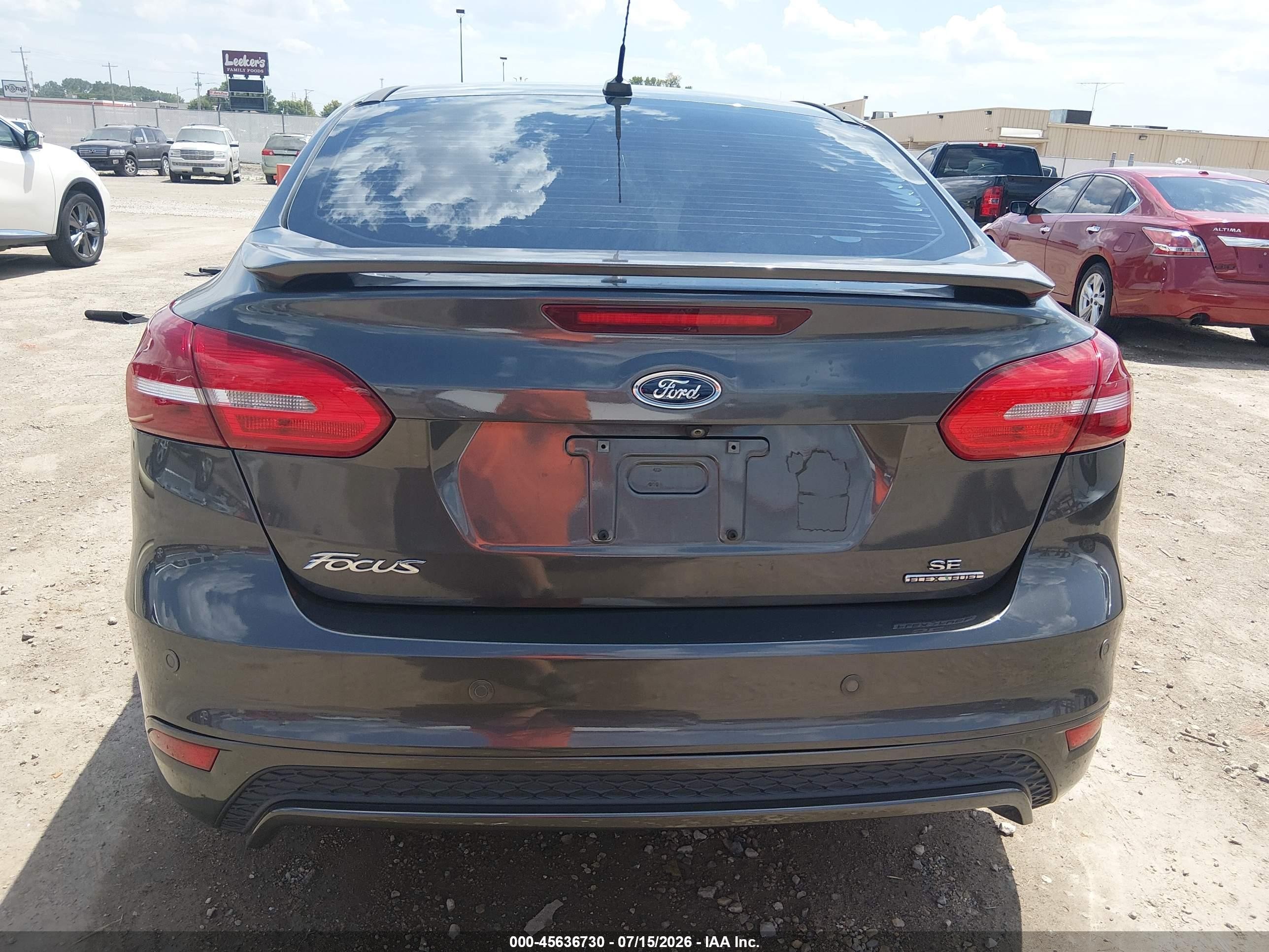 2015 Ford Focus Se Gray vin: 1FADP3F20FL287117
